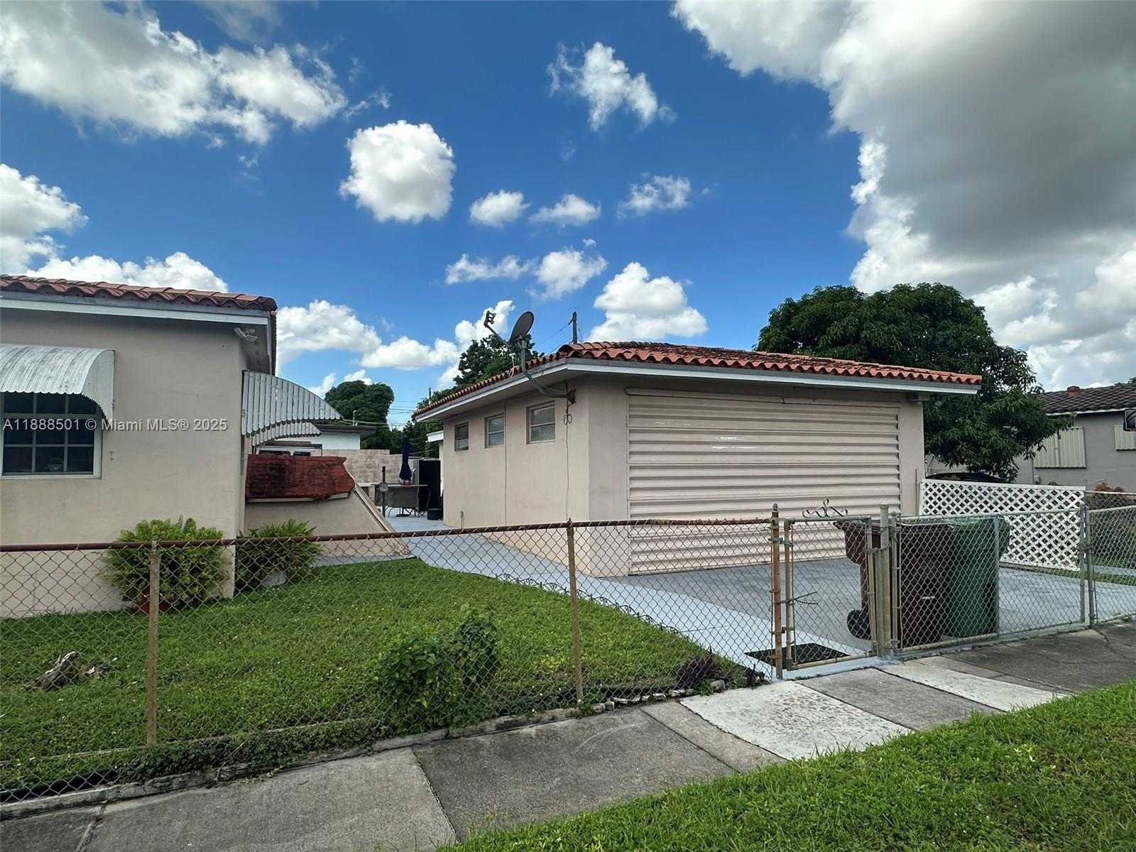 Small Image of 265 WEST 55TH ST, Hialeah Number 7