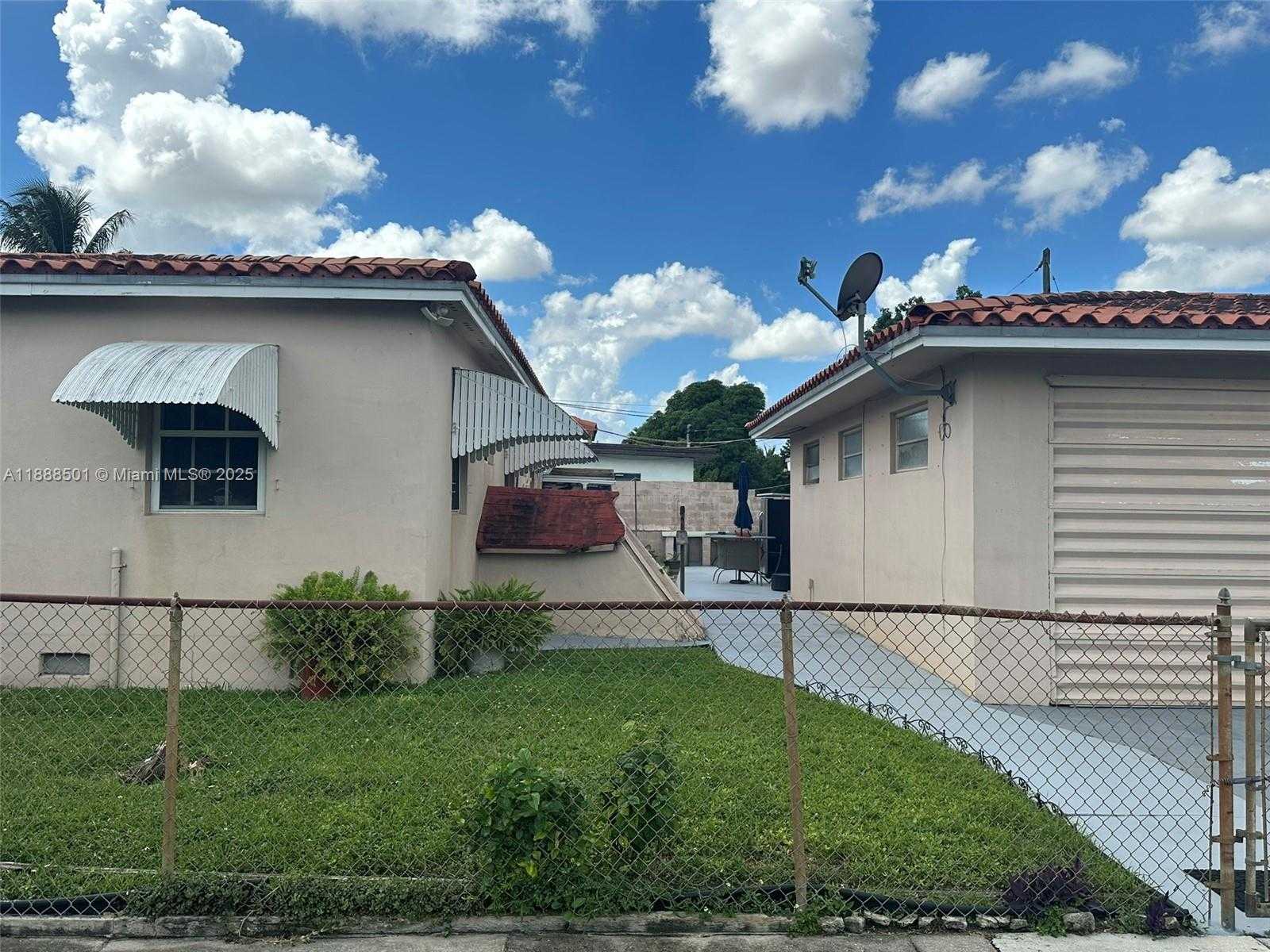 Small Image of 265 WEST 55TH ST, Hialeah Number 8