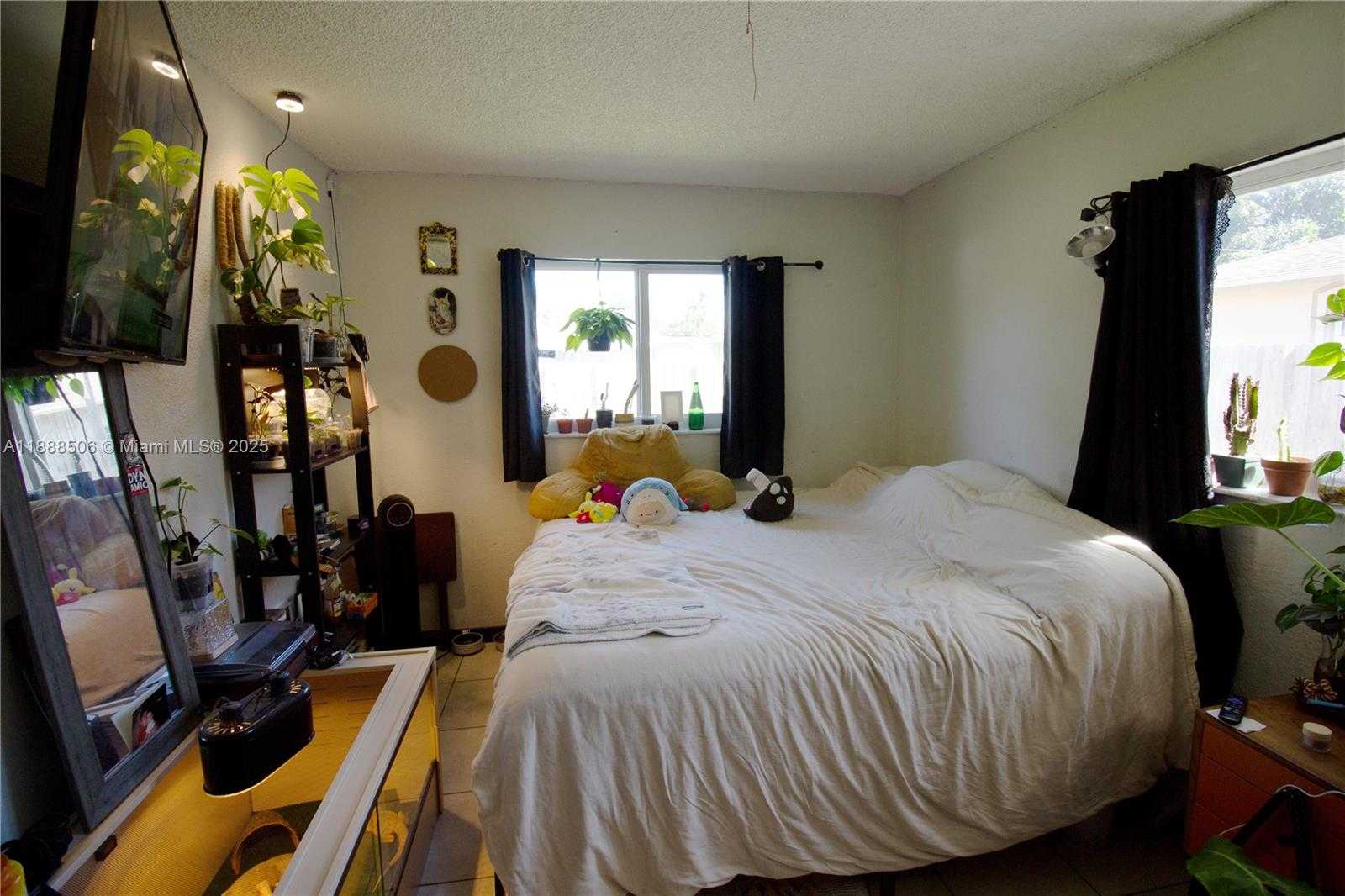 Small Image of 3001 NORTH WEST 6TH CT, Fort Lauderdale Number 8