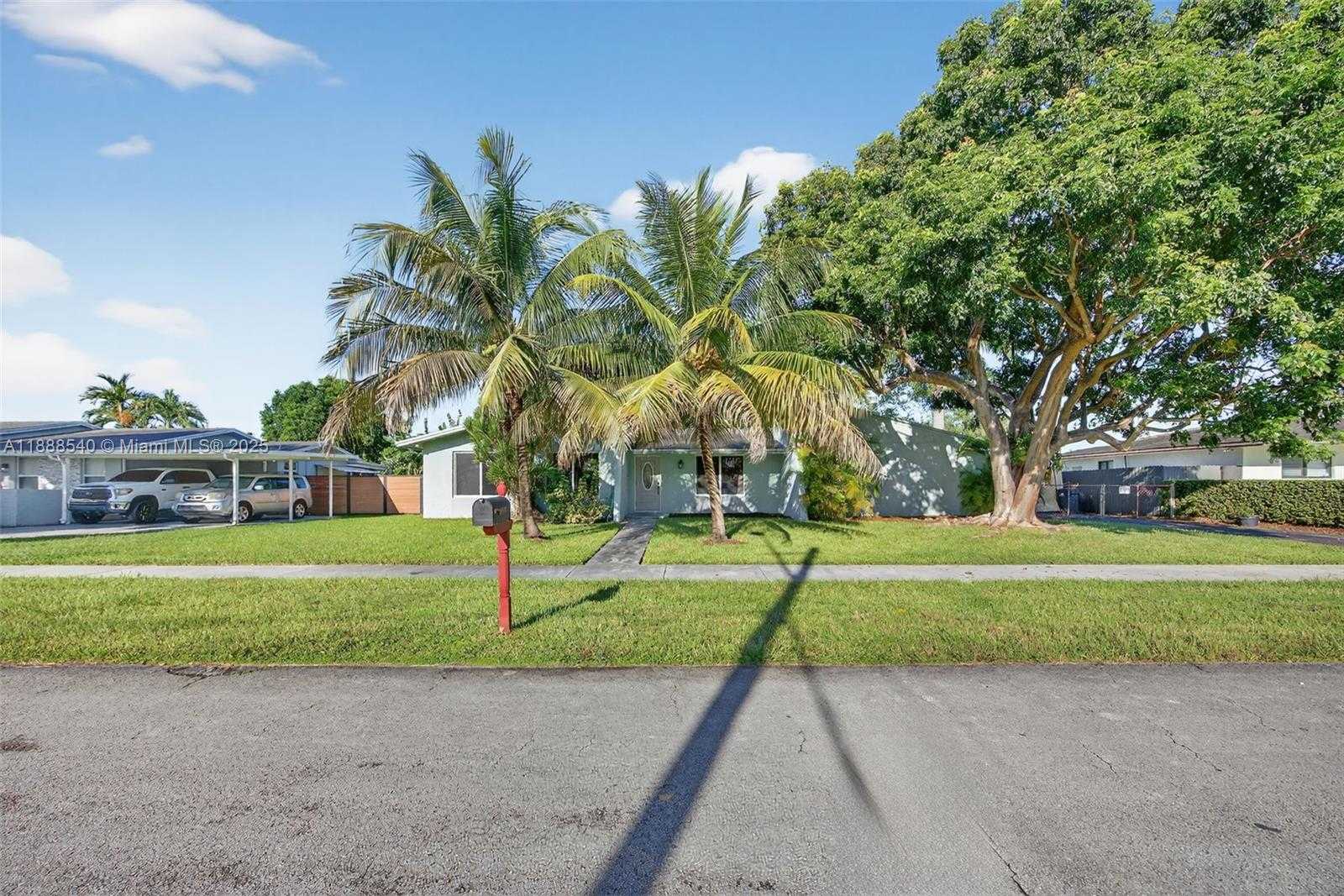 Small Image of 30840 SOUTH WEST 190TH AVE, Homestead Number 2