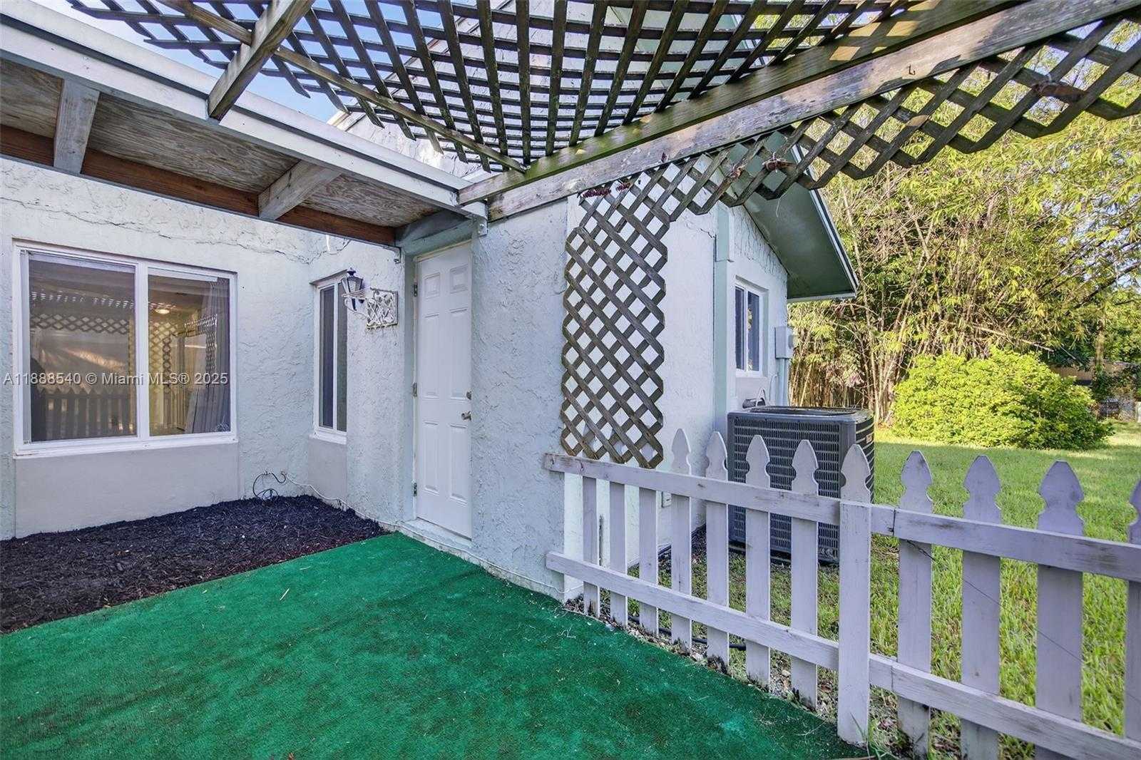 Small Image of 30840 SOUTH WEST 190TH AVE, Homestead Number 34