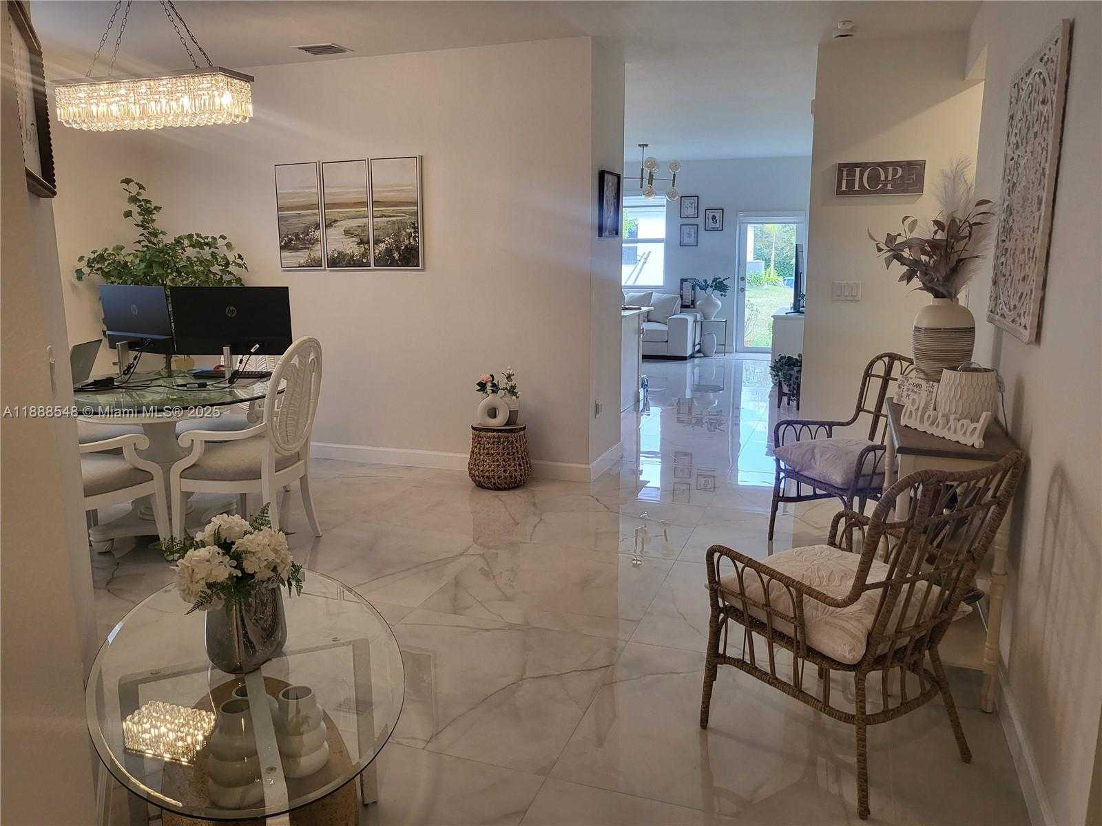 Small Image of 16343 SOUTH WEST 290TH TER, Homestead Number 3