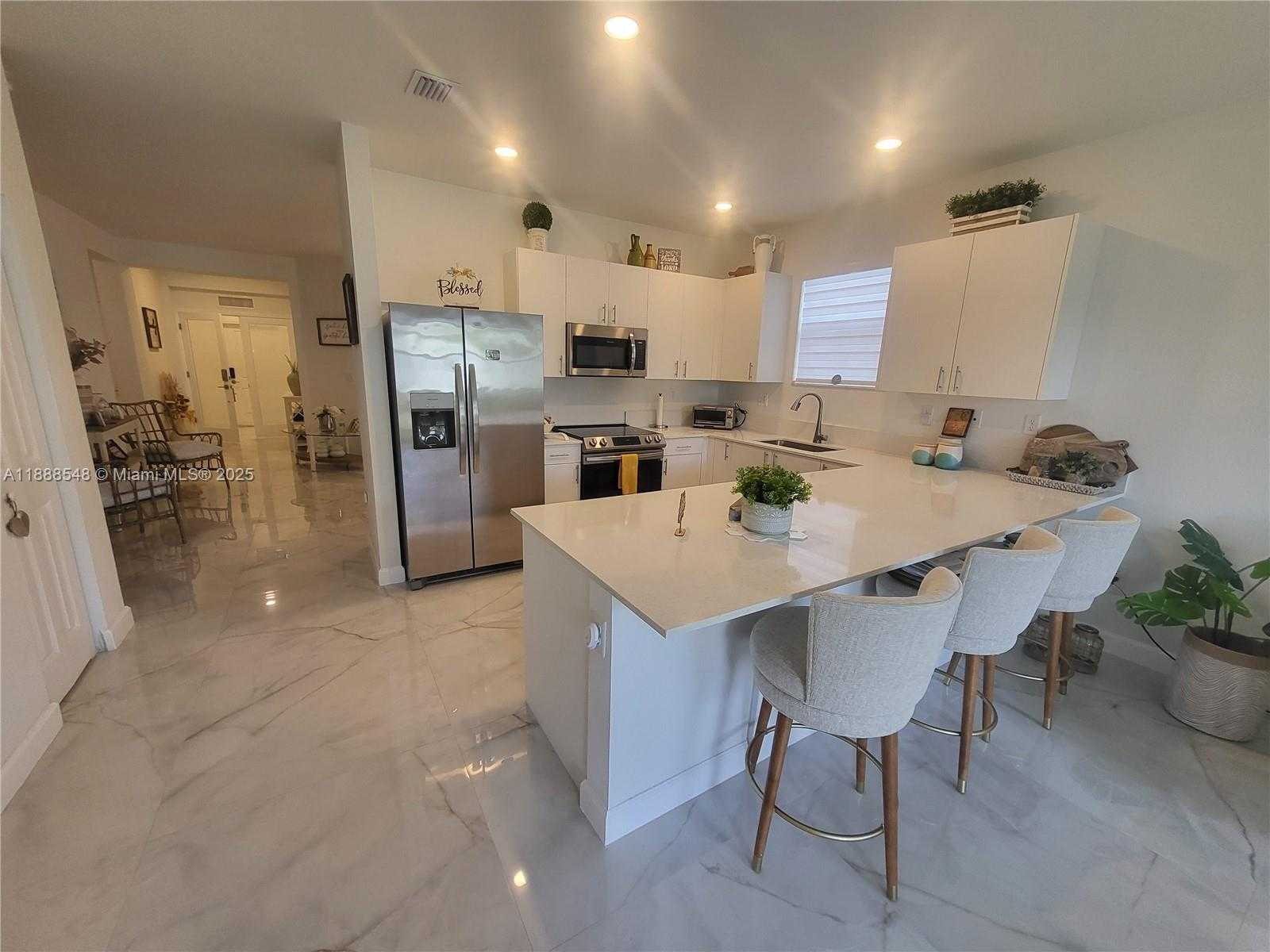 Small Image of 16343 SOUTH WEST 290TH TER, Homestead Number 9