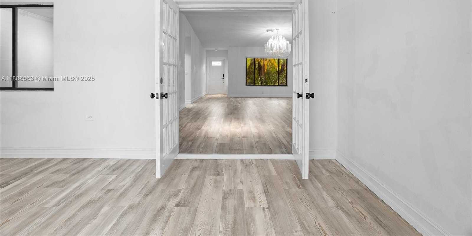 Small Image of 20847 SUGARLOAF LN, Boca Raton Number 13