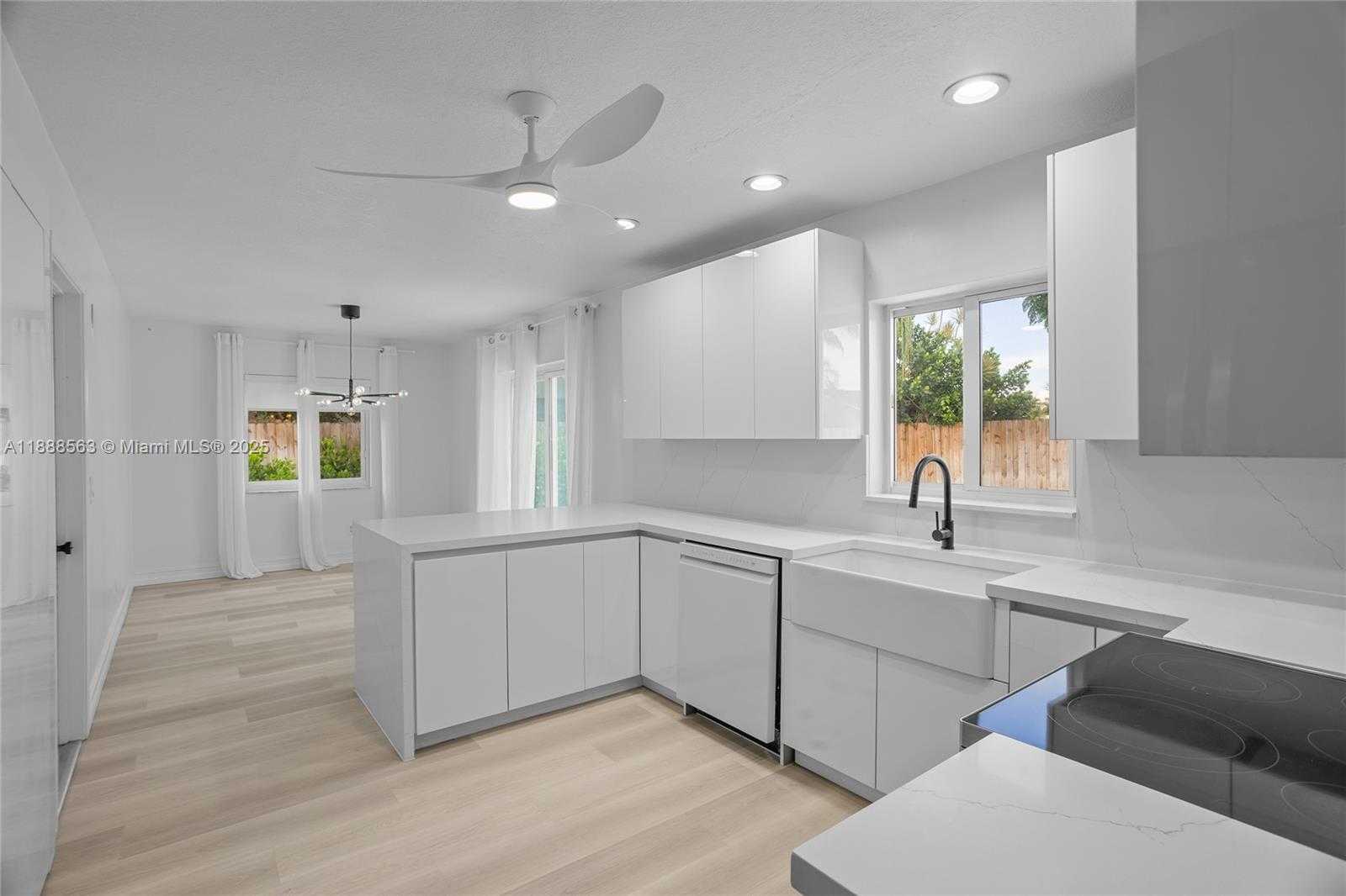 Small Image of 20847 SUGARLOAF LN, Boca Raton Number 14