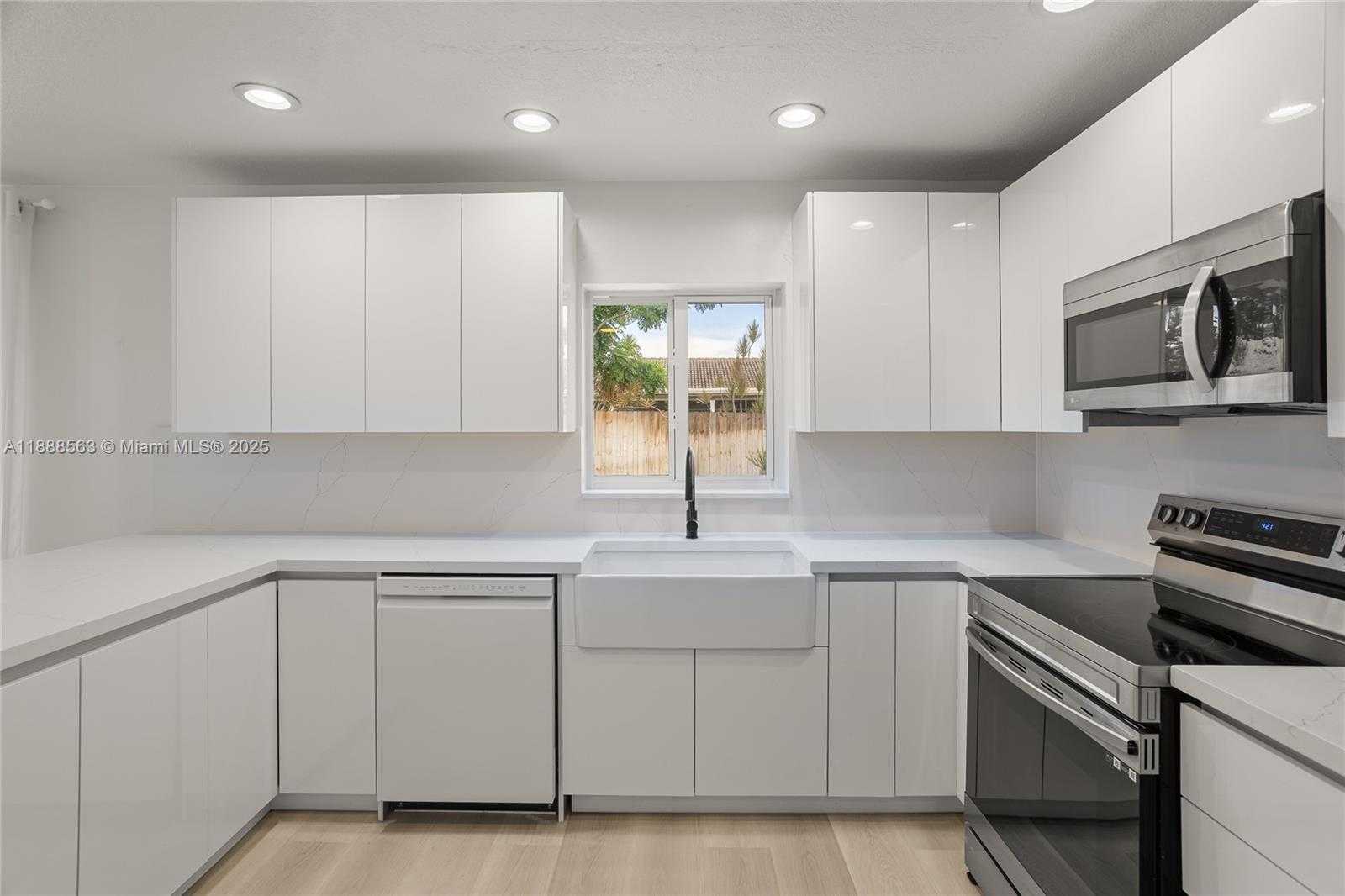 Small Image of 20847 SUGARLOAF LN, Boca Raton Number 15