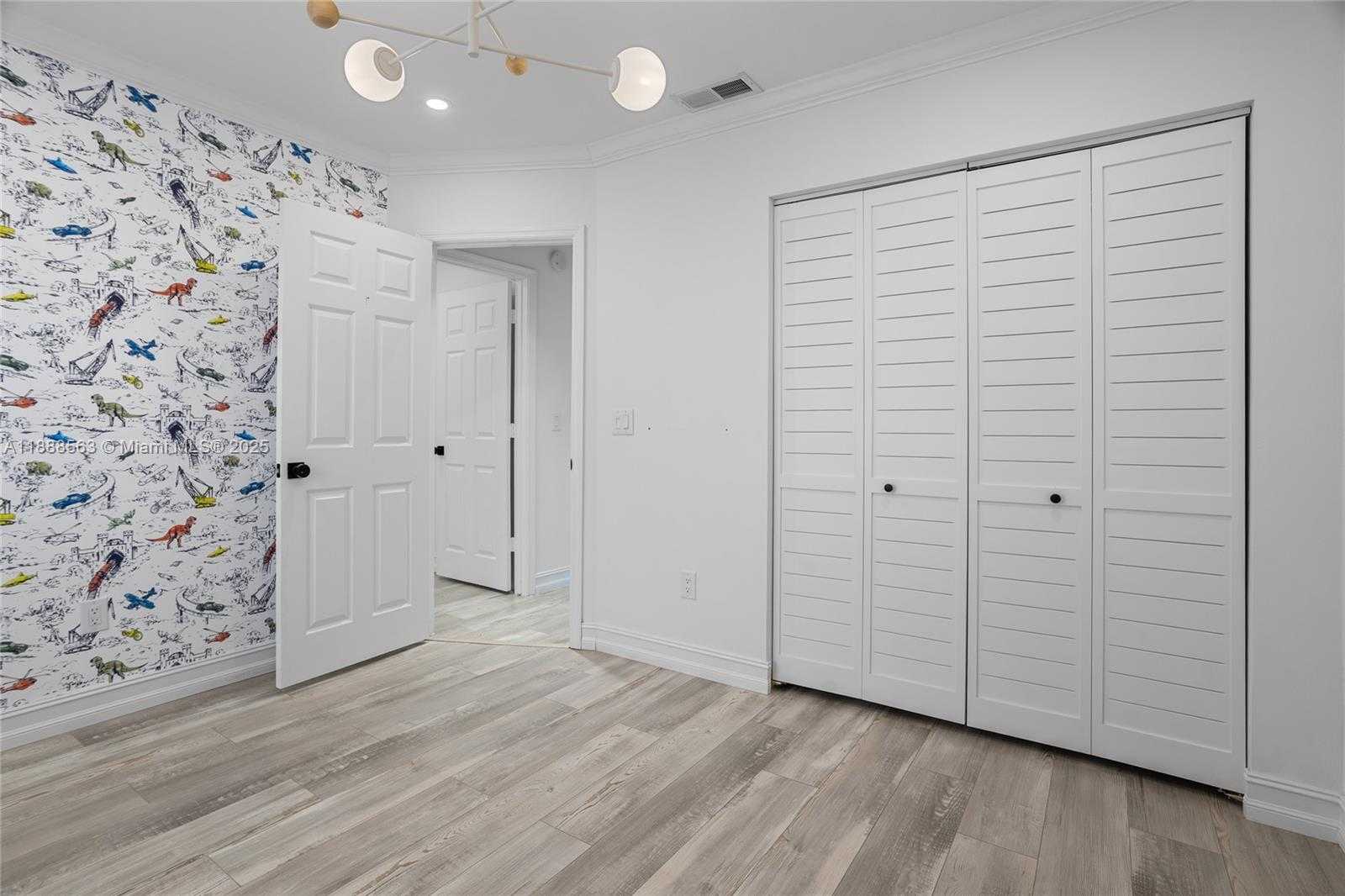 Small Image of 20847 SUGARLOAF LN, Boca Raton Number 27