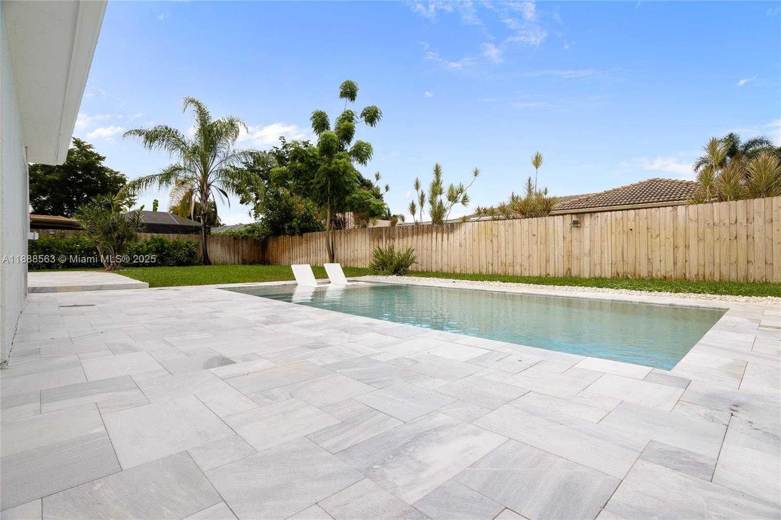Small Image of 20847 SUGARLOAF LN, Boca Raton Number 34