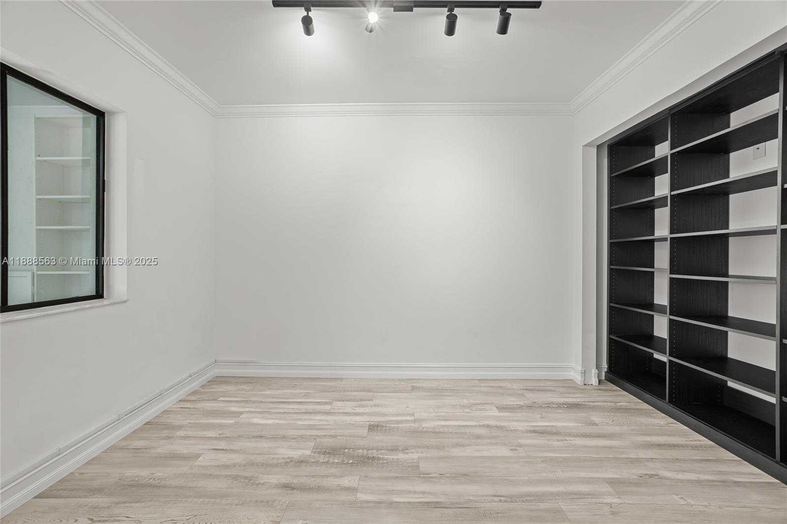 Small Image of 20847 SUGARLOAF LN, Boca Raton Number 9