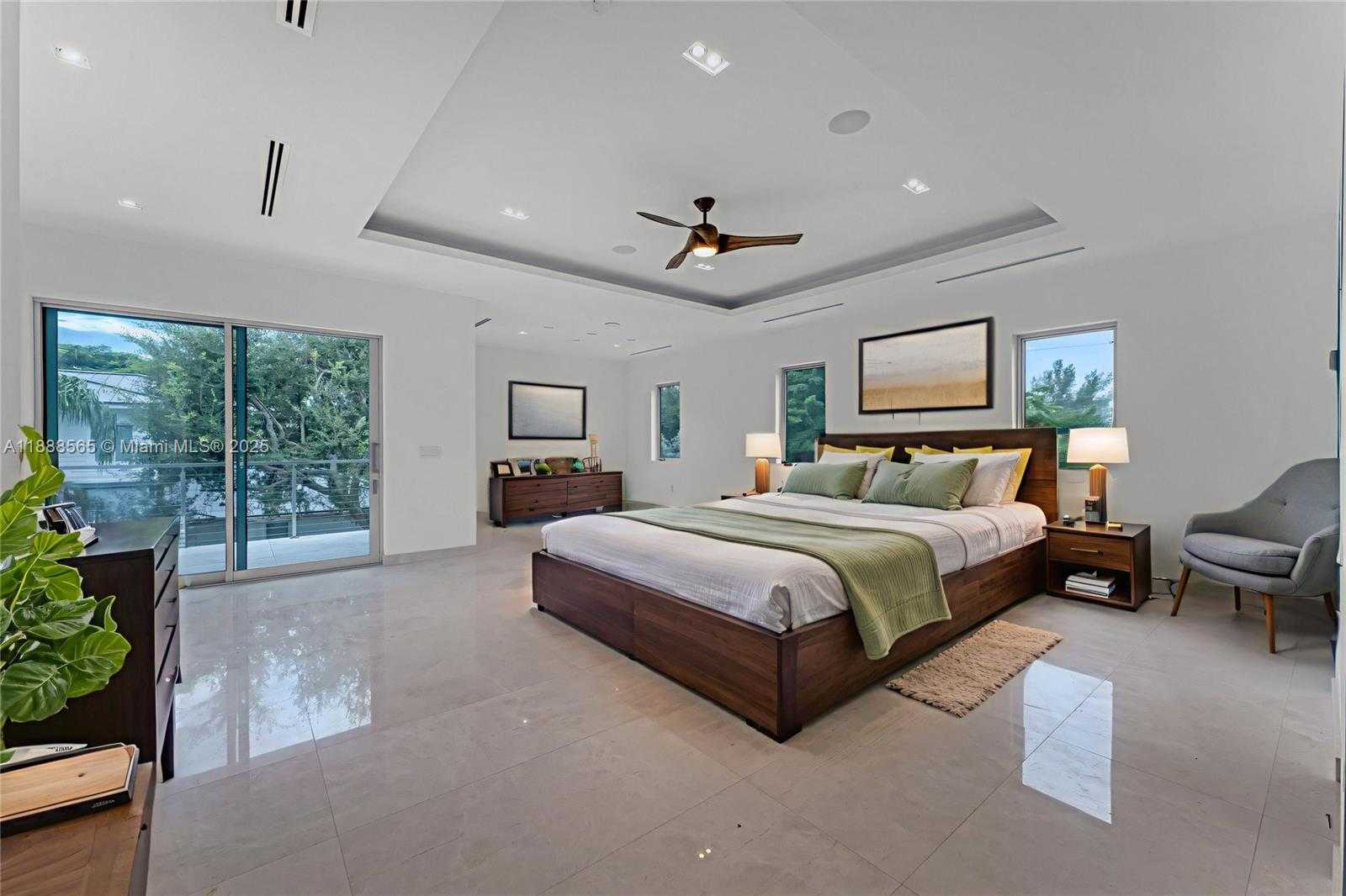 Small Image of 9101 SOUTH WEST 69TH CT, Pinecrest Number 27