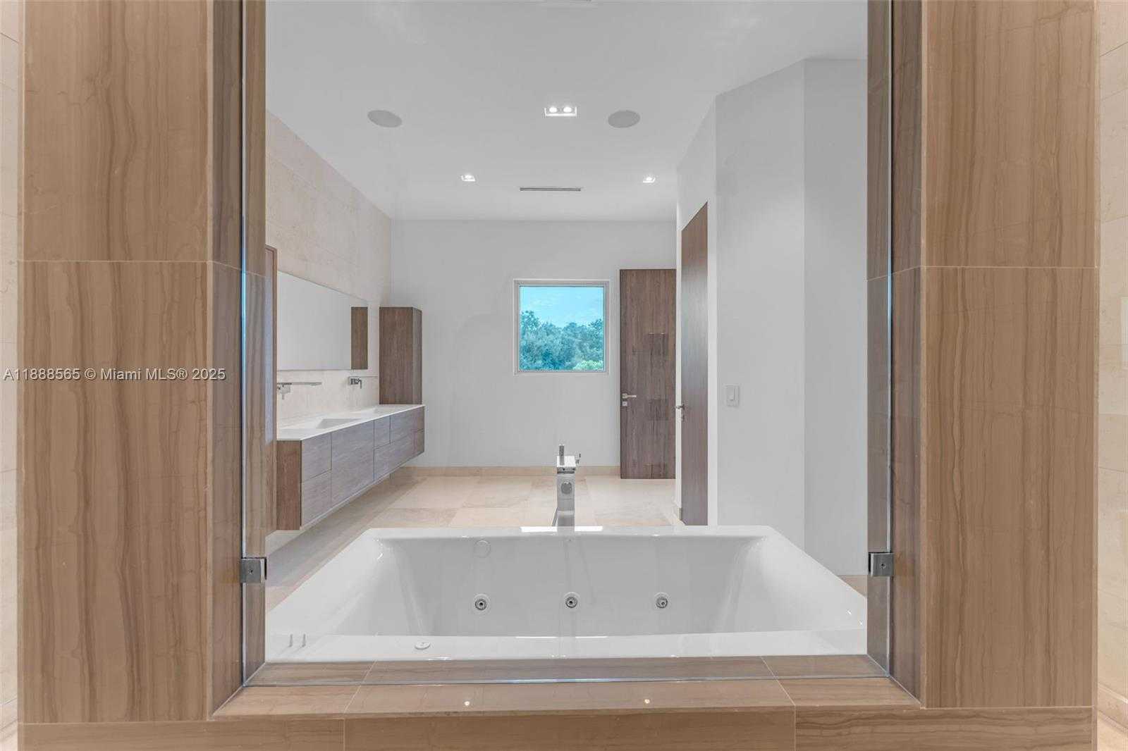 Small Image of 9101 SOUTH WEST 69TH CT, Pinecrest Number 33