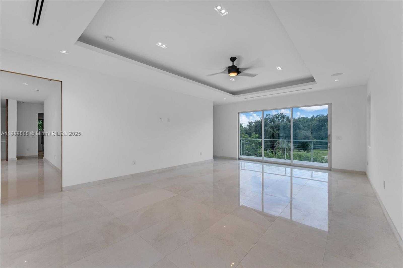 Small Image of 9101 SOUTH WEST 69TH CT, Pinecrest Number 36