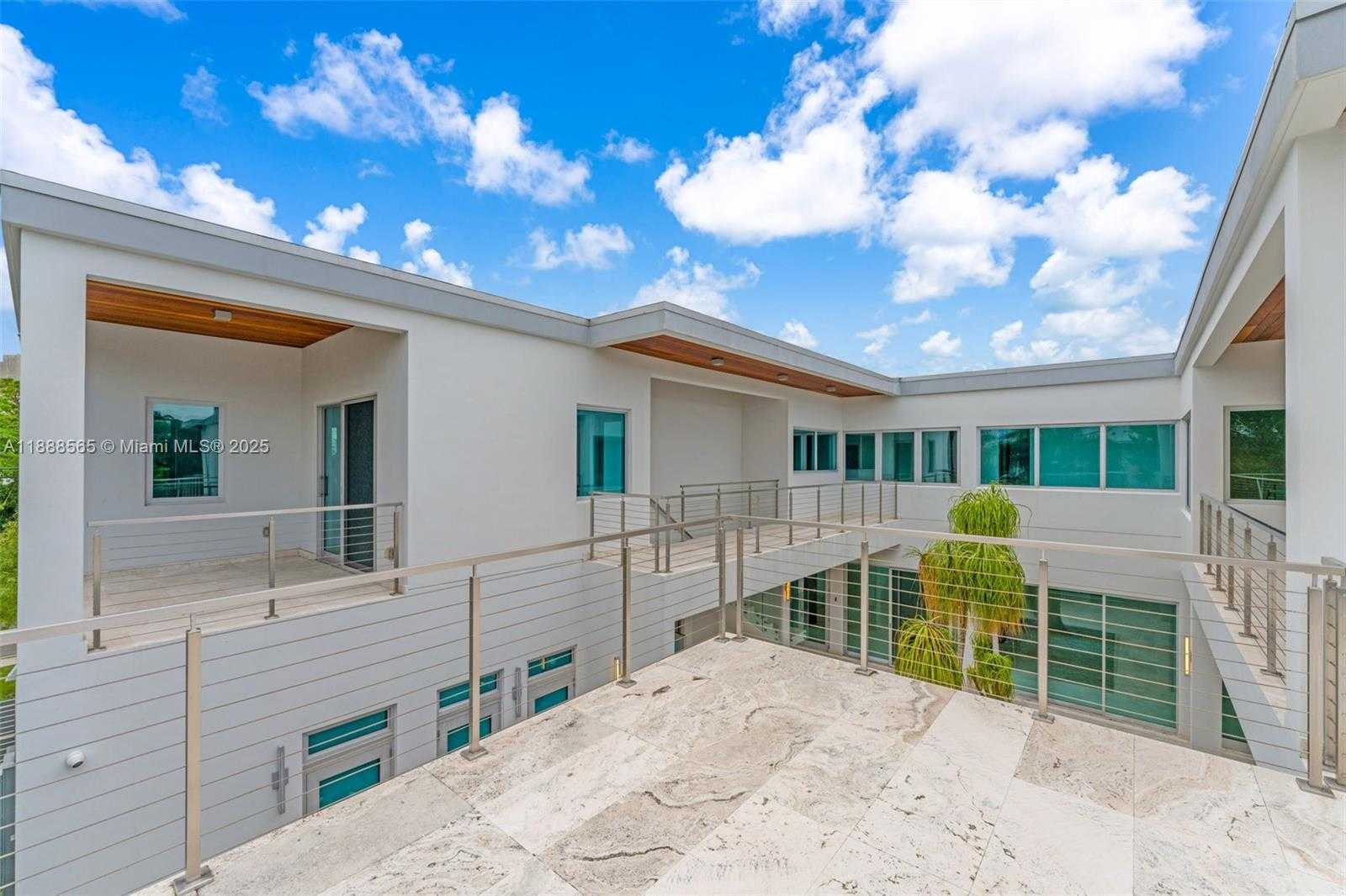 Small Image of 9101 SOUTH WEST 69TH CT, Pinecrest Number 42