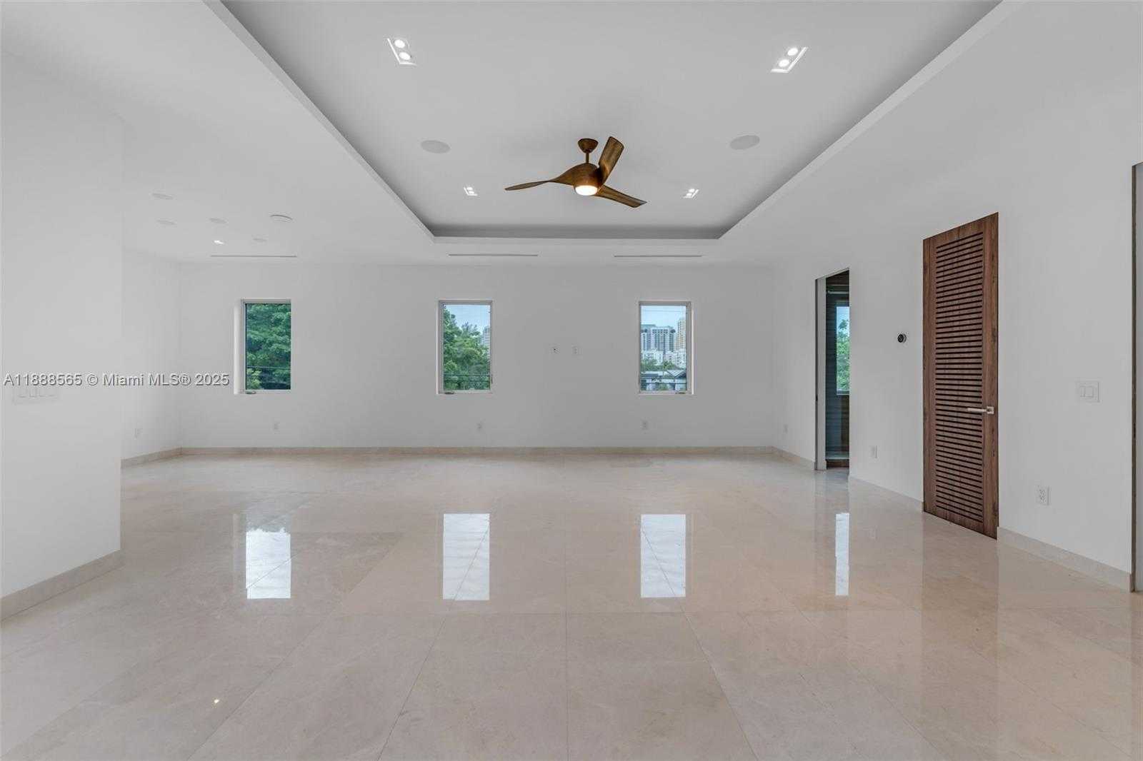 Small Image of 9101 SOUTH WEST 69TH CT, Pinecrest Number 46