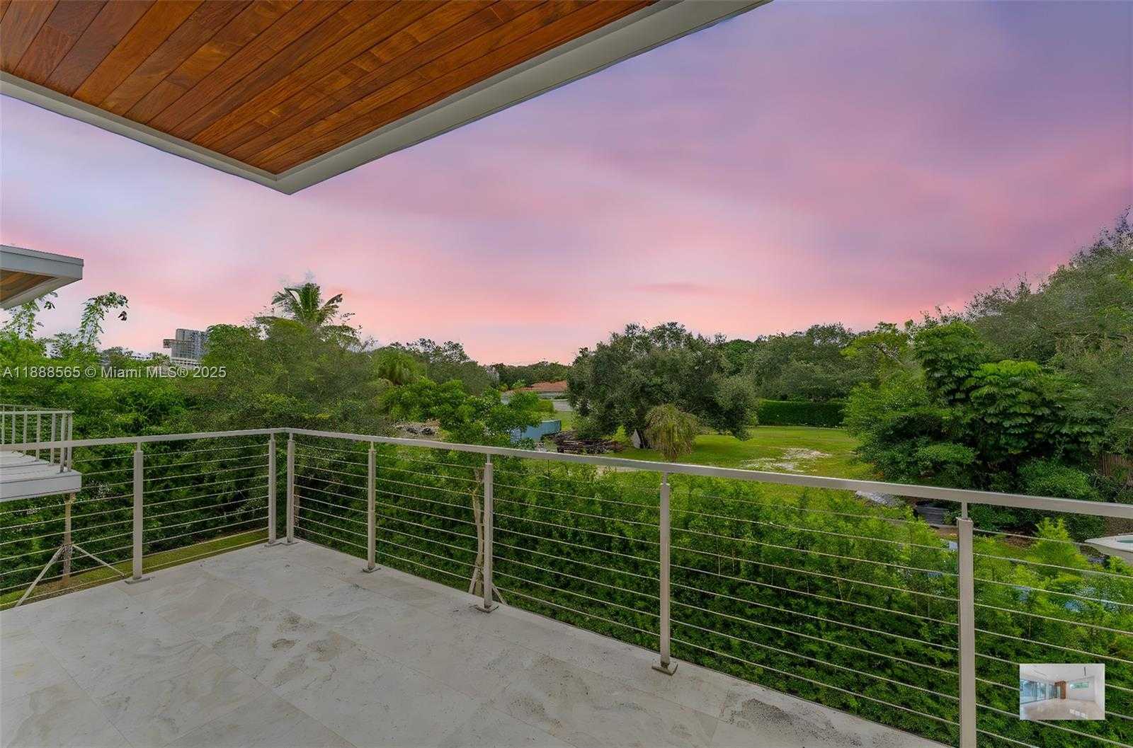 Small Image of 9101 SOUTH WEST 69TH CT, Pinecrest Number 52