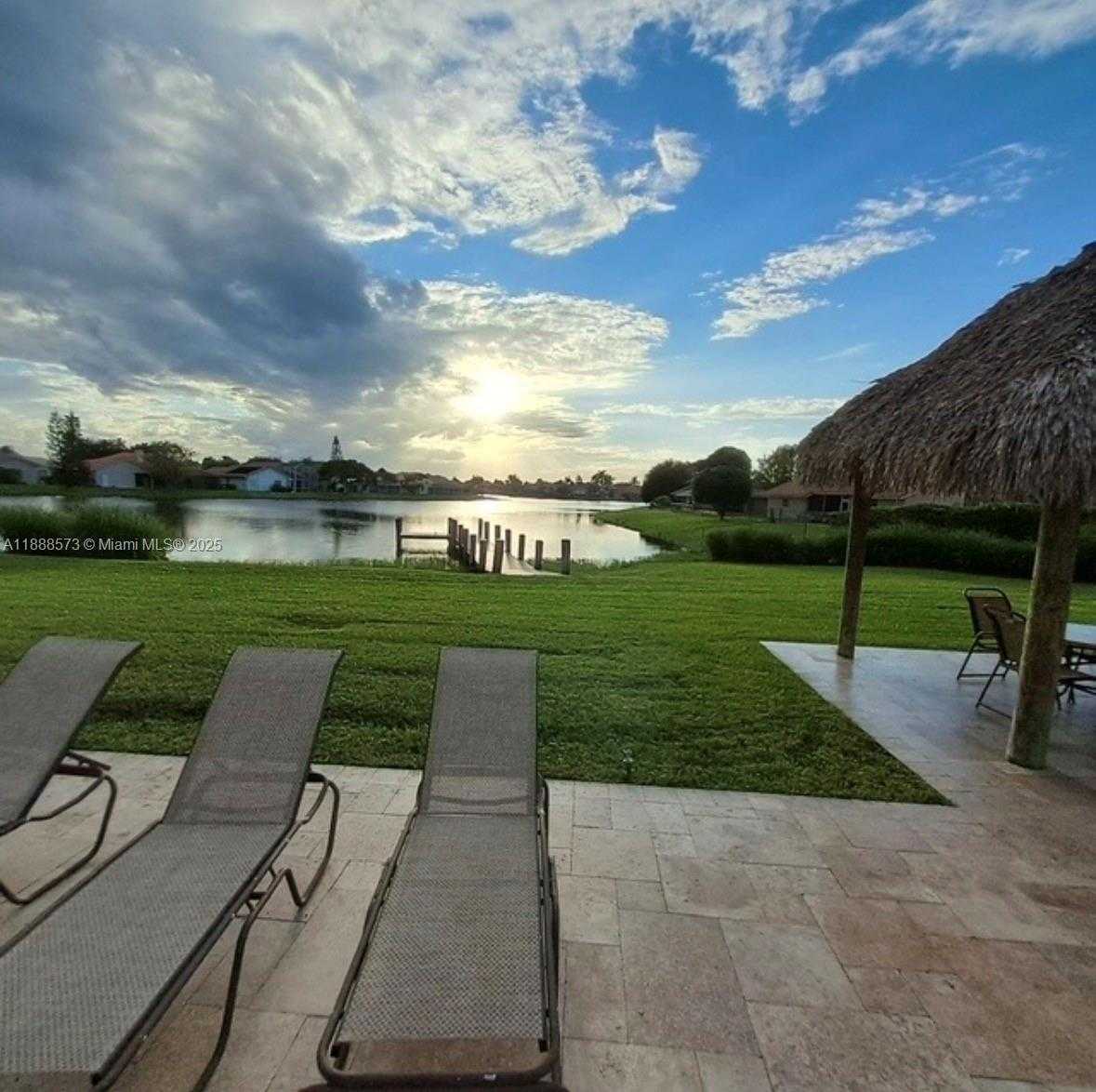 Small Image of 12149 QUILTING LN, Boca Raton Number 36