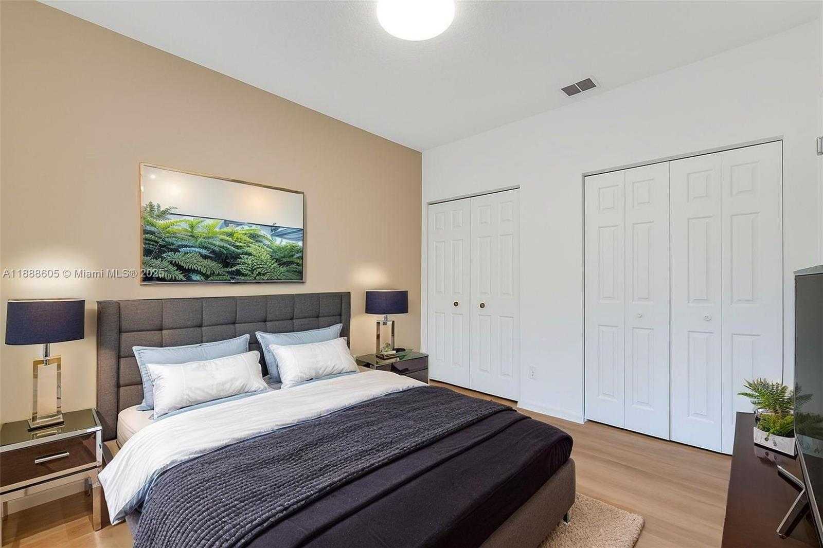 Small Image of 6534 VIA REGINA, Boca Raton Number 21