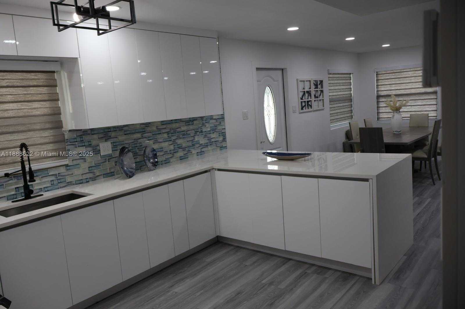 Small Image of 20 EAGLE DR, Key Largo Number 19