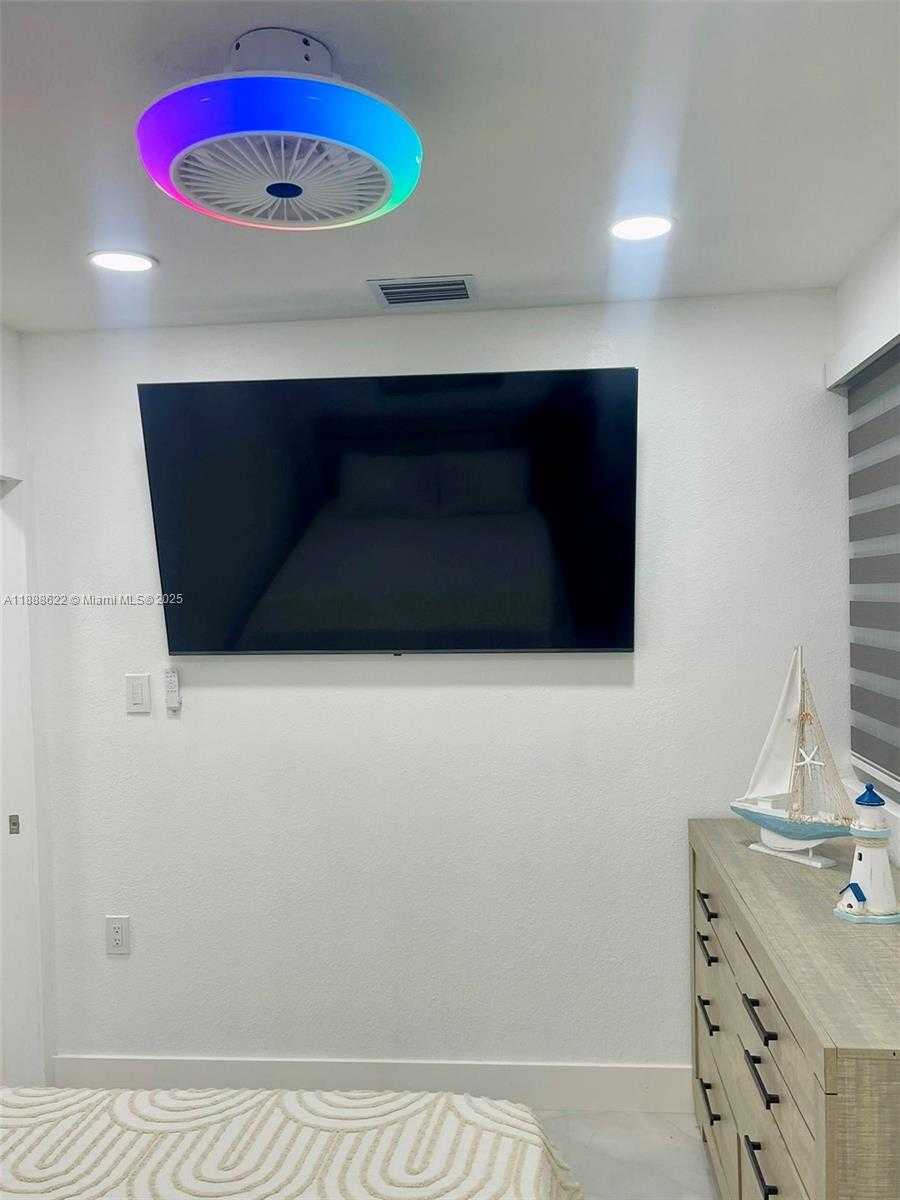 Small Image of 20 EAGLE DR, Key Largo Number 30