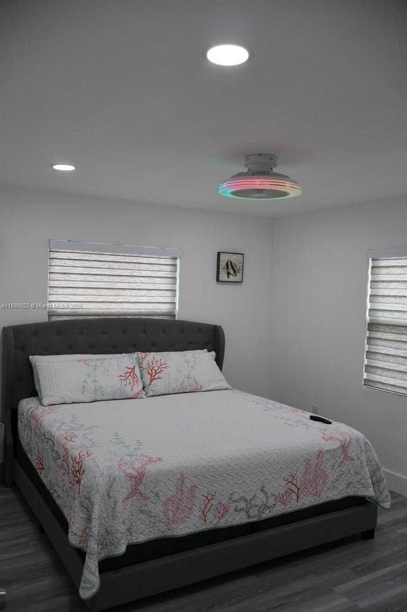 Small Image of 20 EAGLE DR, Key Largo Number 34