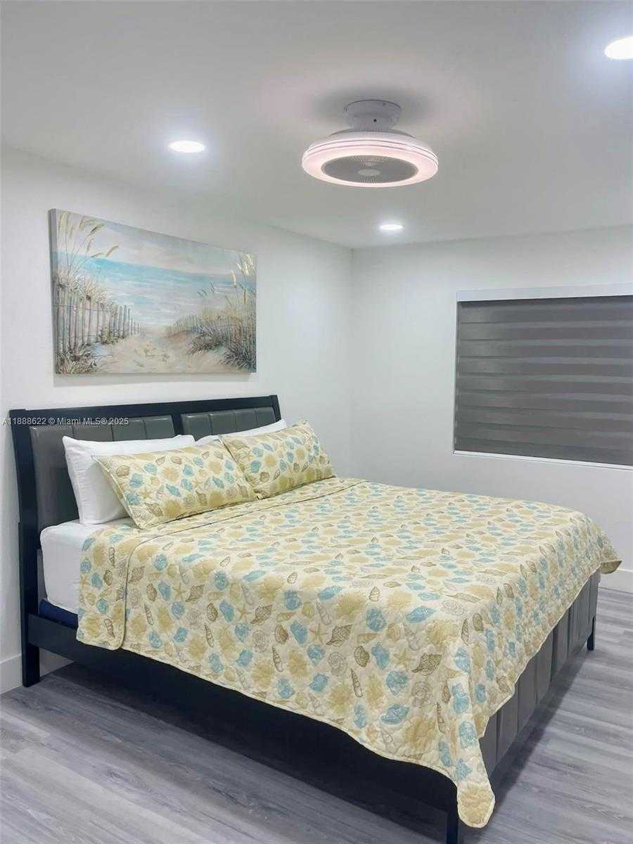 Small Image of 20 EAGLE DR, Key Largo Number 41