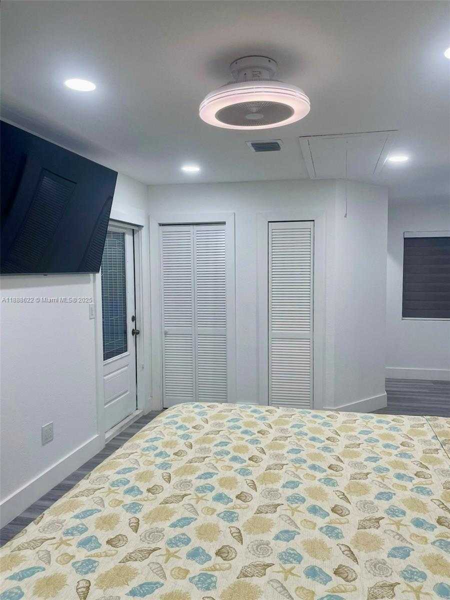 Small Image of 20 EAGLE DR, Key Largo Number 43