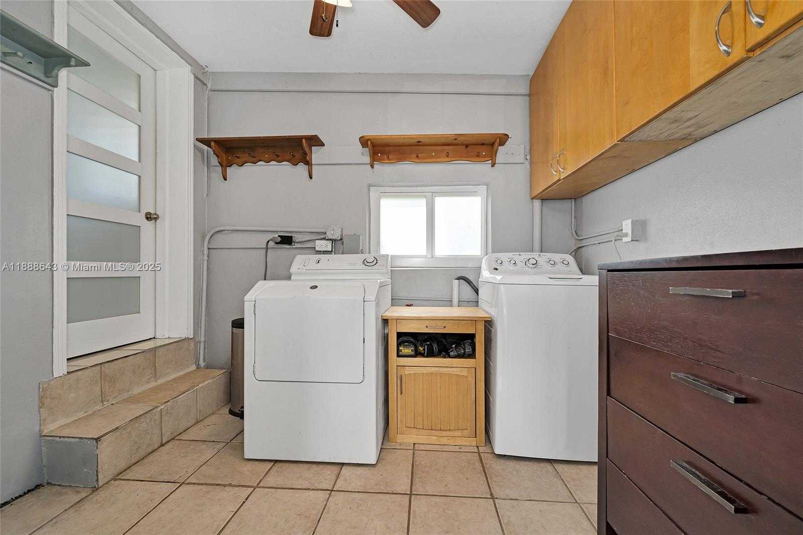 Small Image of 824 NORTH EAST 17TH CT, Fort Lauderdale Number 12