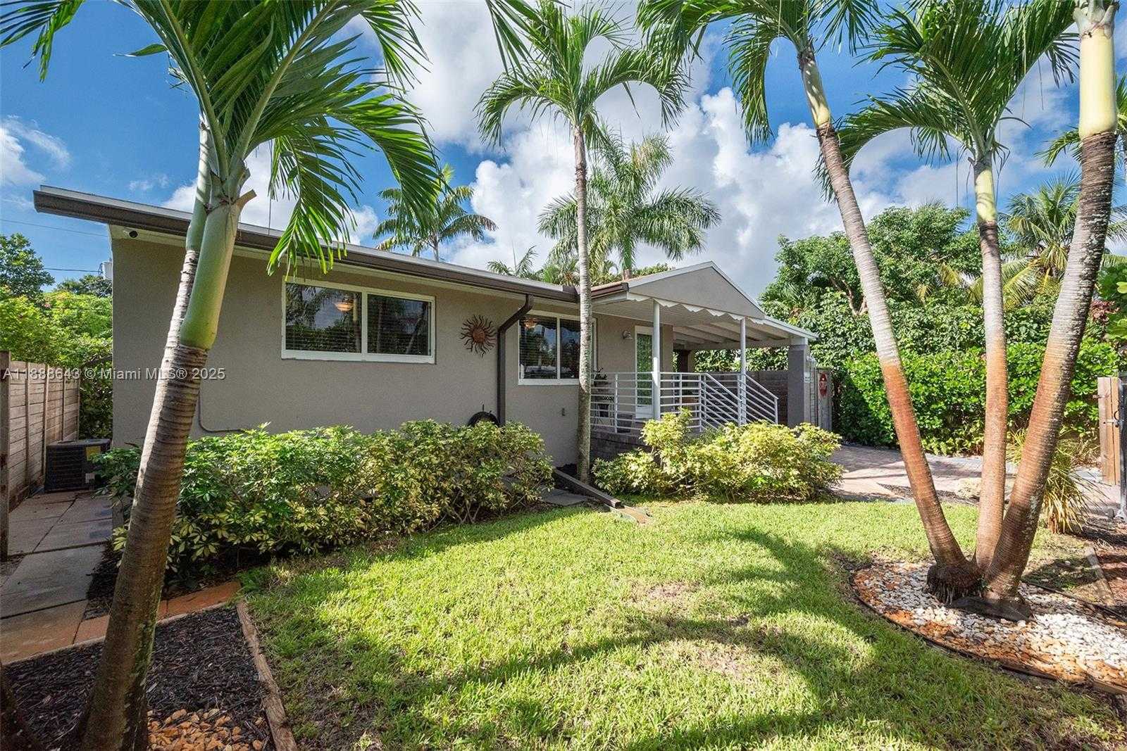 Small Image of 824 NORTH EAST 17TH CT, Fort Lauderdale Number 28