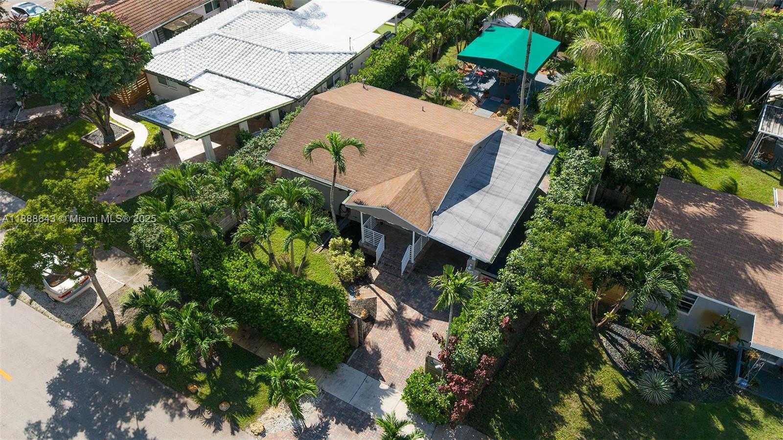 Small Image of 824 NORTH EAST 17TH CT, Fort Lauderdale Number 29