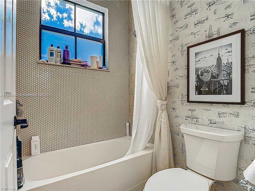 Small Image of 4951 IRON HORSE WAY, Ave Maria Number 21