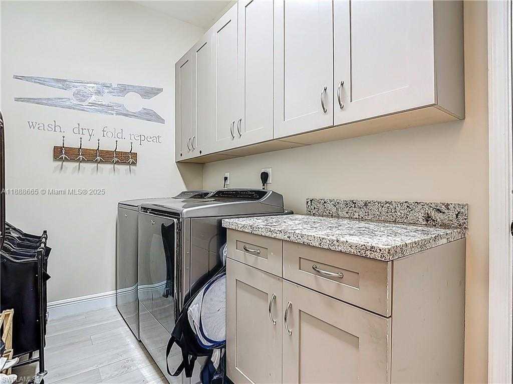 Small Image of 4951 IRON HORSE WAY, Ave Maria Number 31