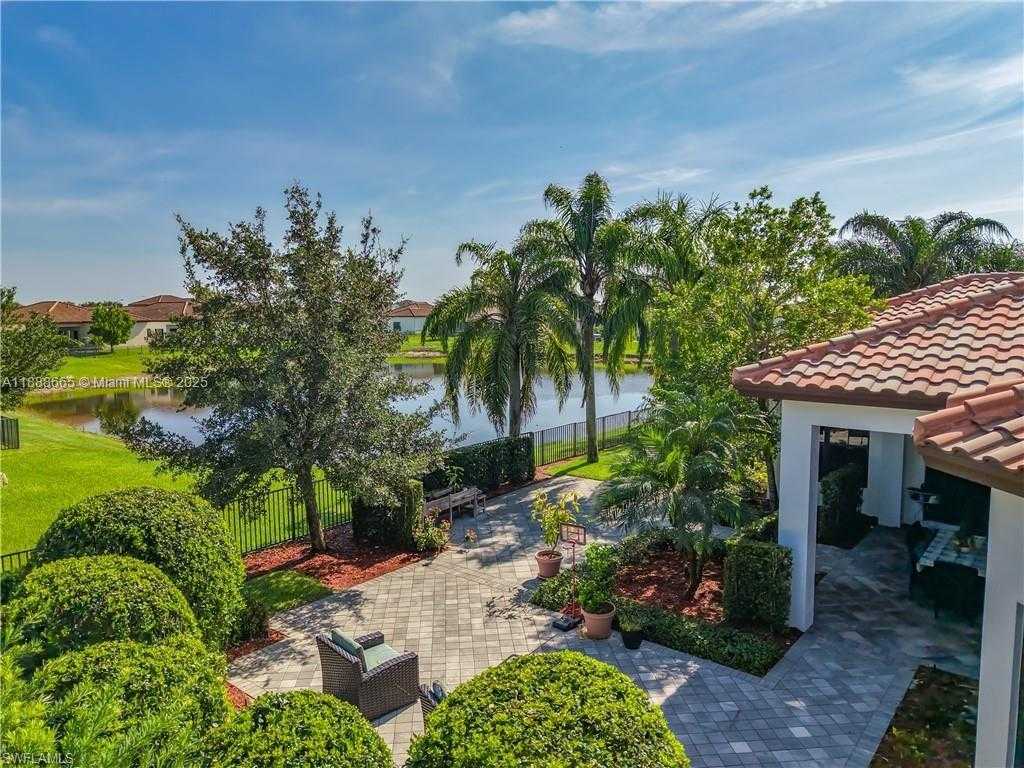 Small Image of 4951 IRON HORSE WAY, Ave Maria Number 42