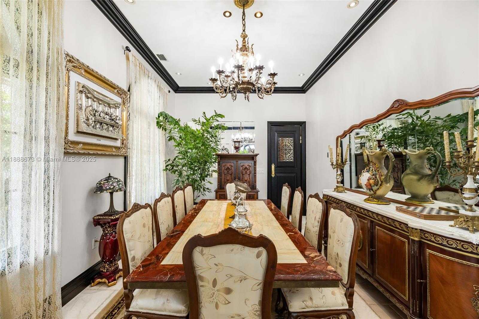 Small Image of 9815 SOUTH WEST 114TH ST, Miami Number 17