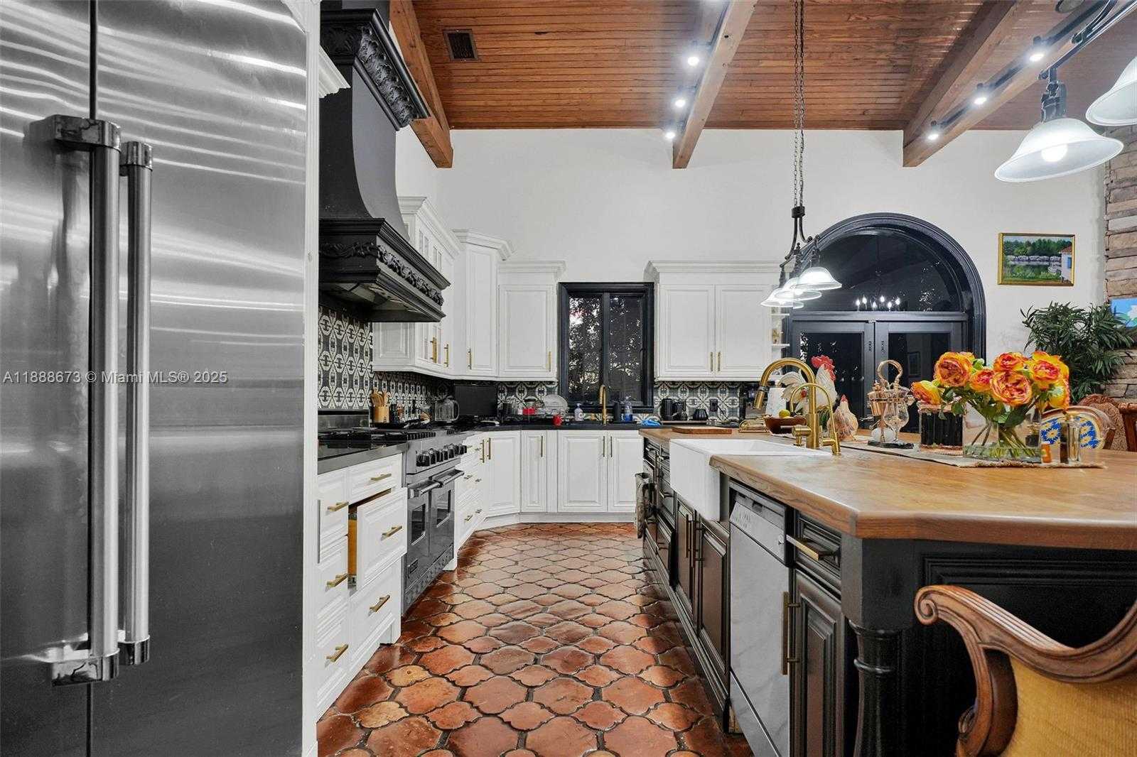 Small Image of 9815 SOUTH WEST 114TH ST, Miami Number 19