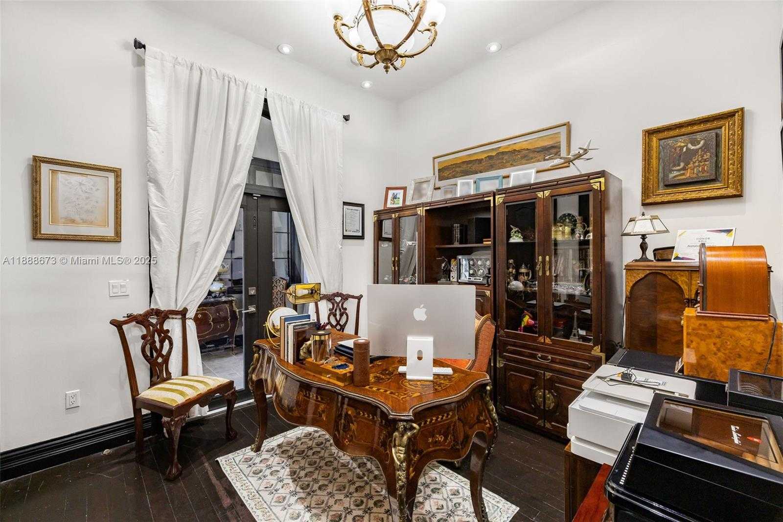 Small Image of 9815 SOUTH WEST 114TH ST, Miami Number 26