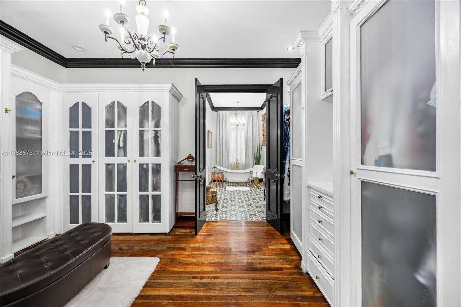 Small Image of 9815 SOUTH WEST 114TH ST, Miami Number 29