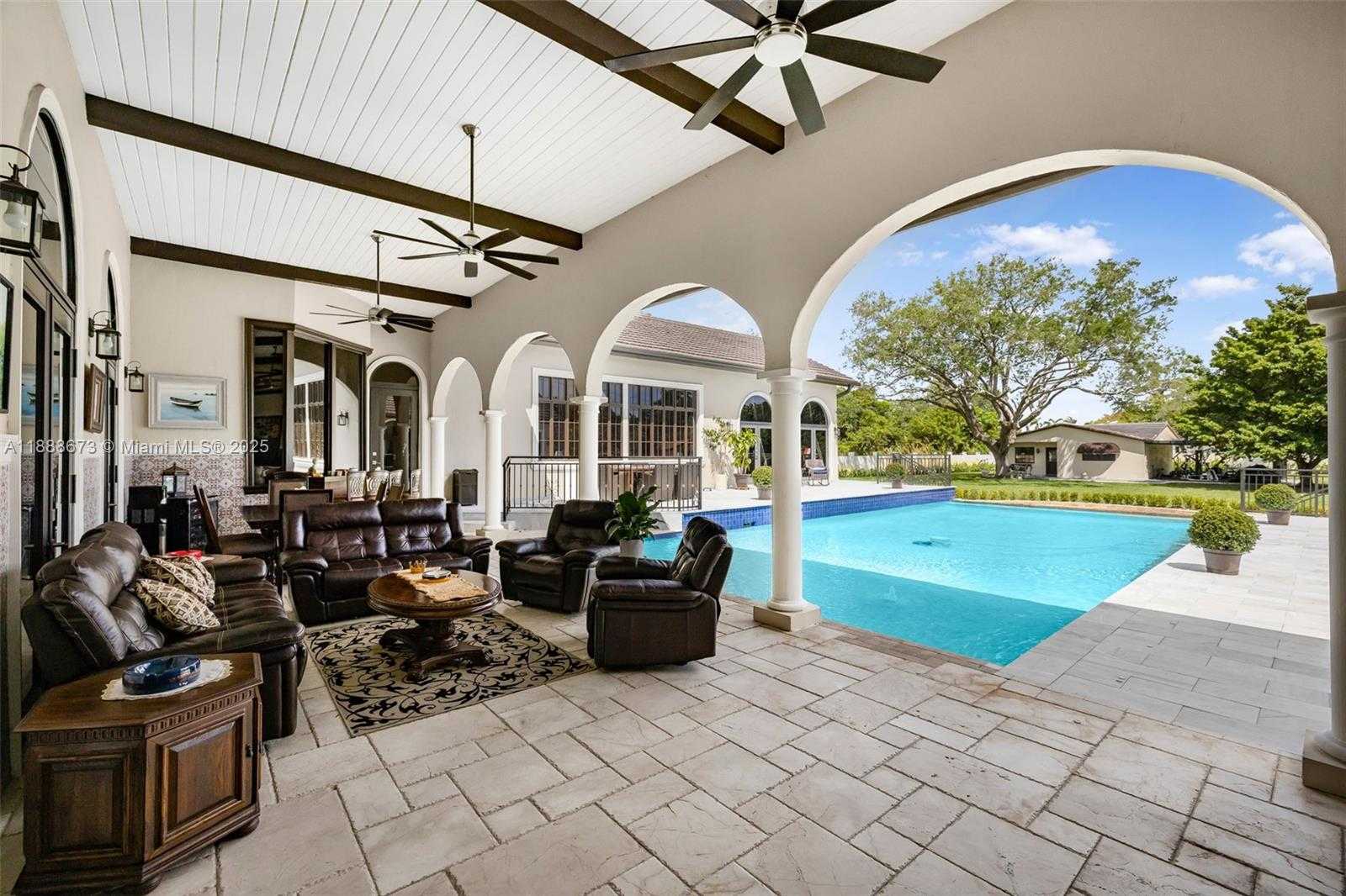 Small Image of 9815 SOUTH WEST 114TH ST, Miami Number 35