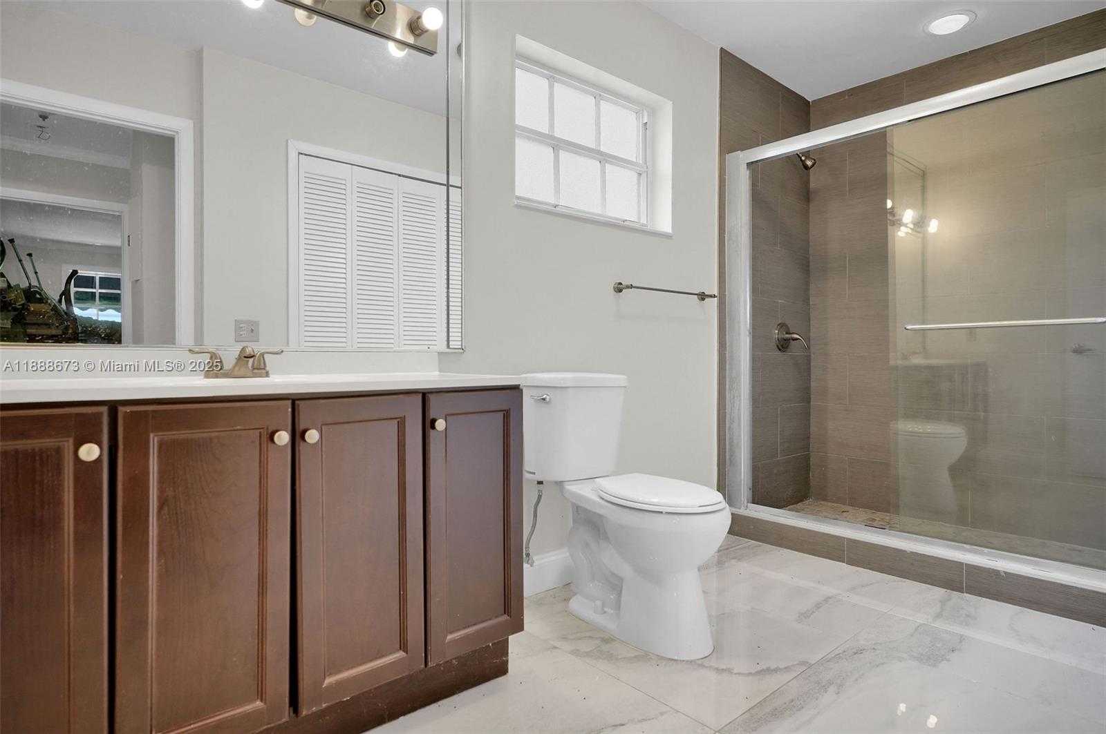 Small Image of 9815 SOUTH WEST 114TH ST, Miami Number 48