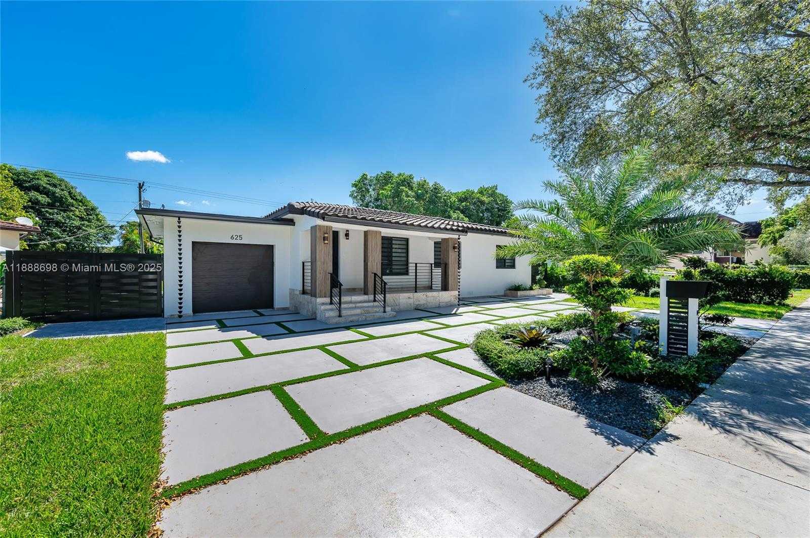 Small Image of 625 MILLER DR, Miami Springs Number 2