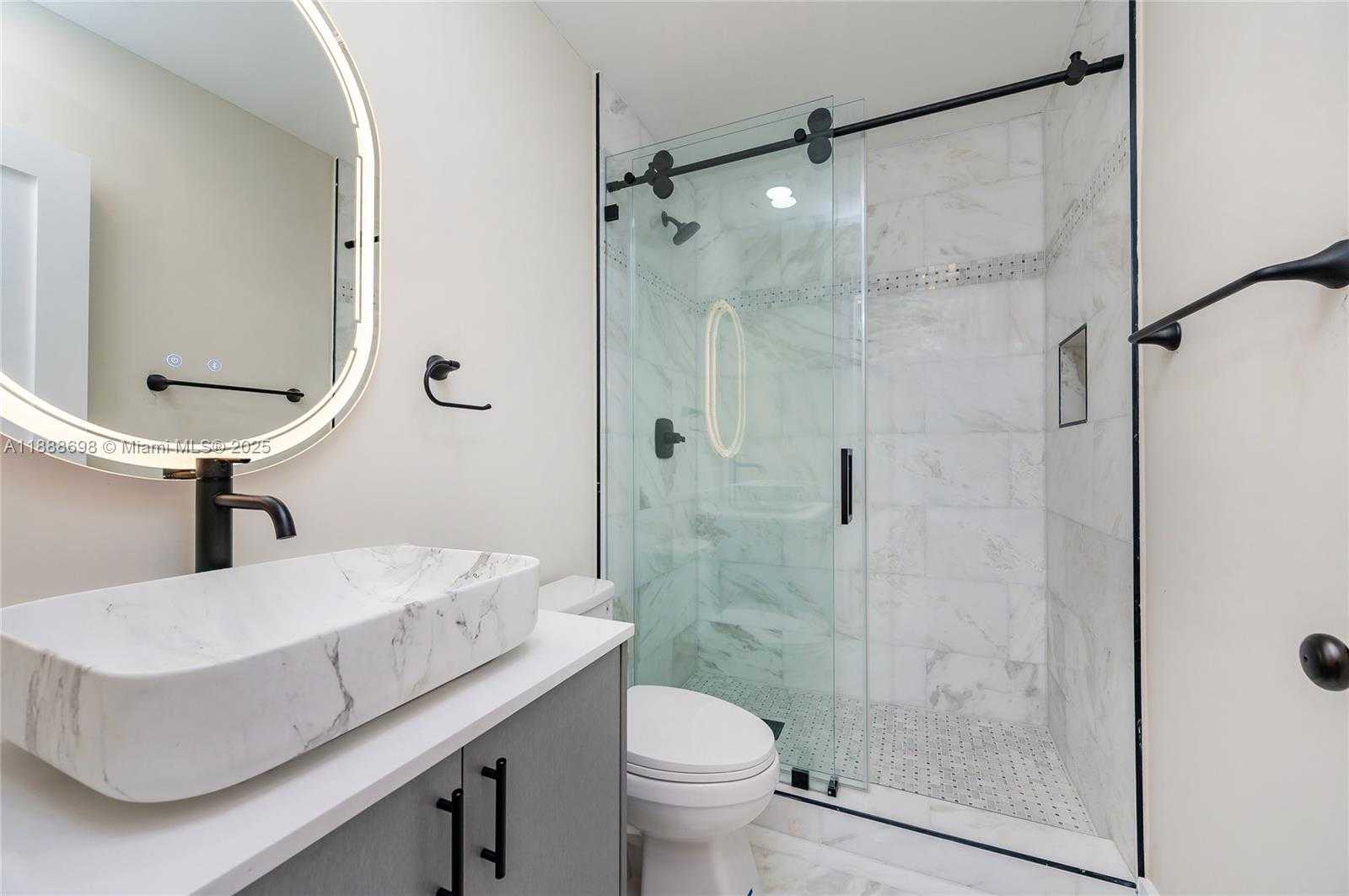 Small Image of 625 MILLER DR, Miami Springs Number 23