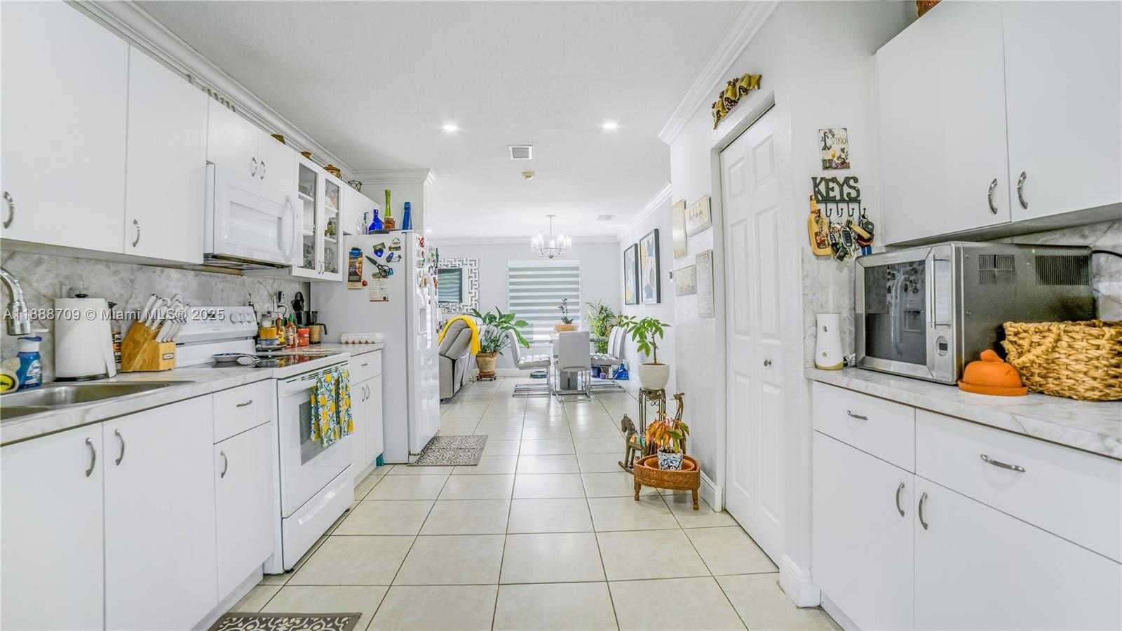 Small Image of 13375 SOUTH WEST 264TH TER, Homestead Number 18