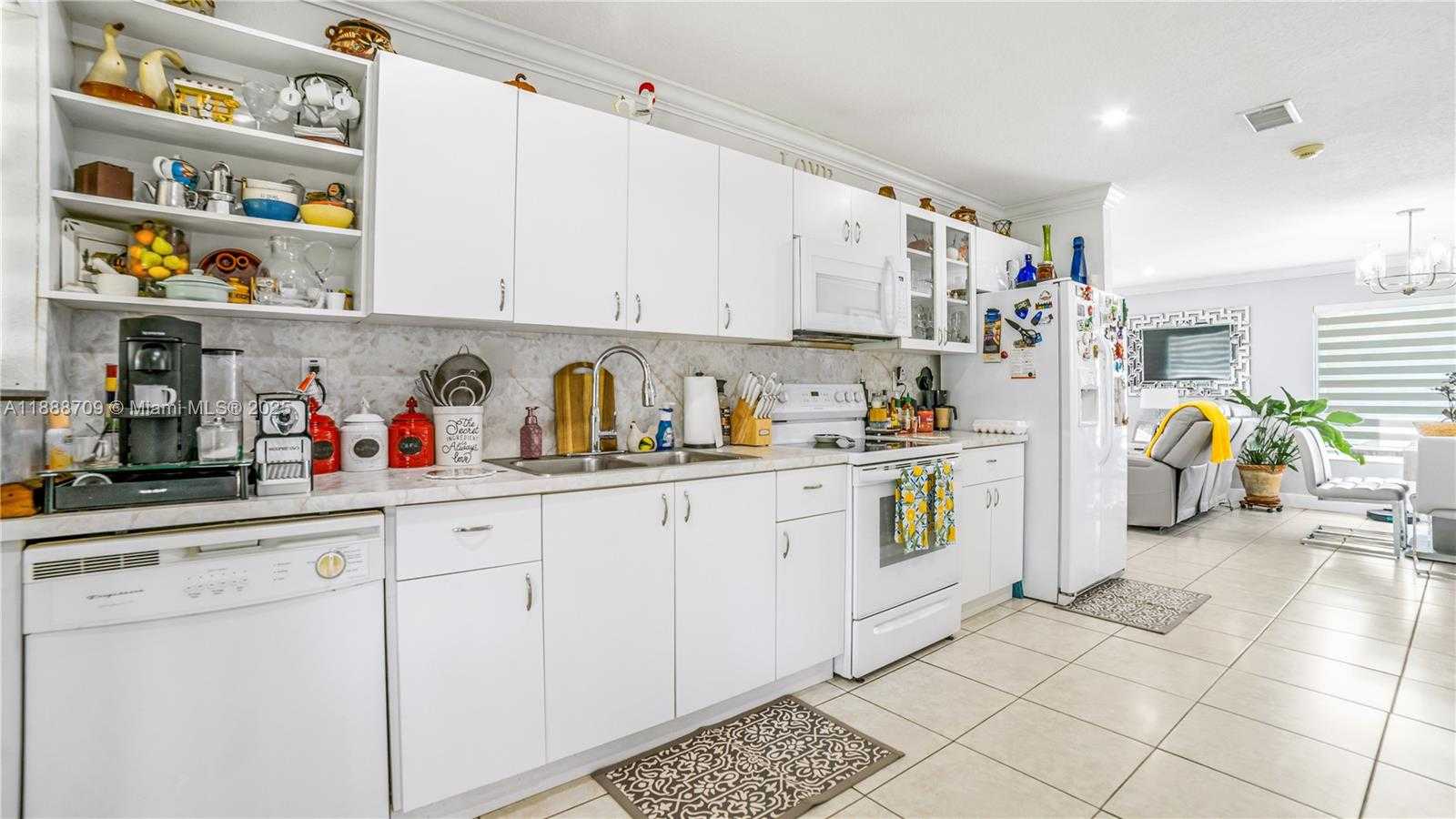 Small Image of 13375 SOUTH WEST 264TH TER, Homestead Number 19