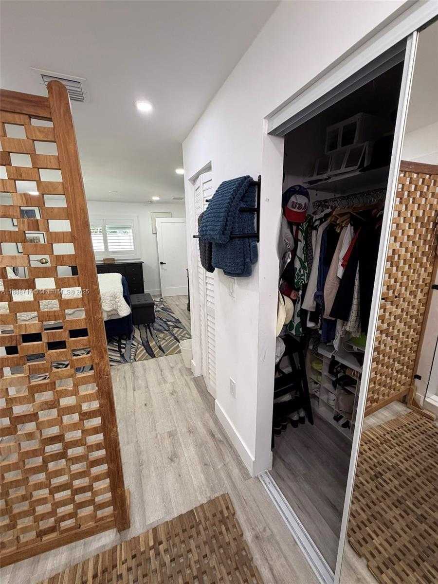 Small Image of 310 NORTH EAST 12TH AVE, Pompano Beach Number 33