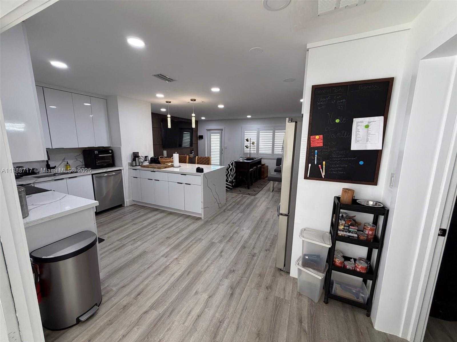 Small Image of 310 NORTH EAST 12TH AVE, Pompano Beach Number 37