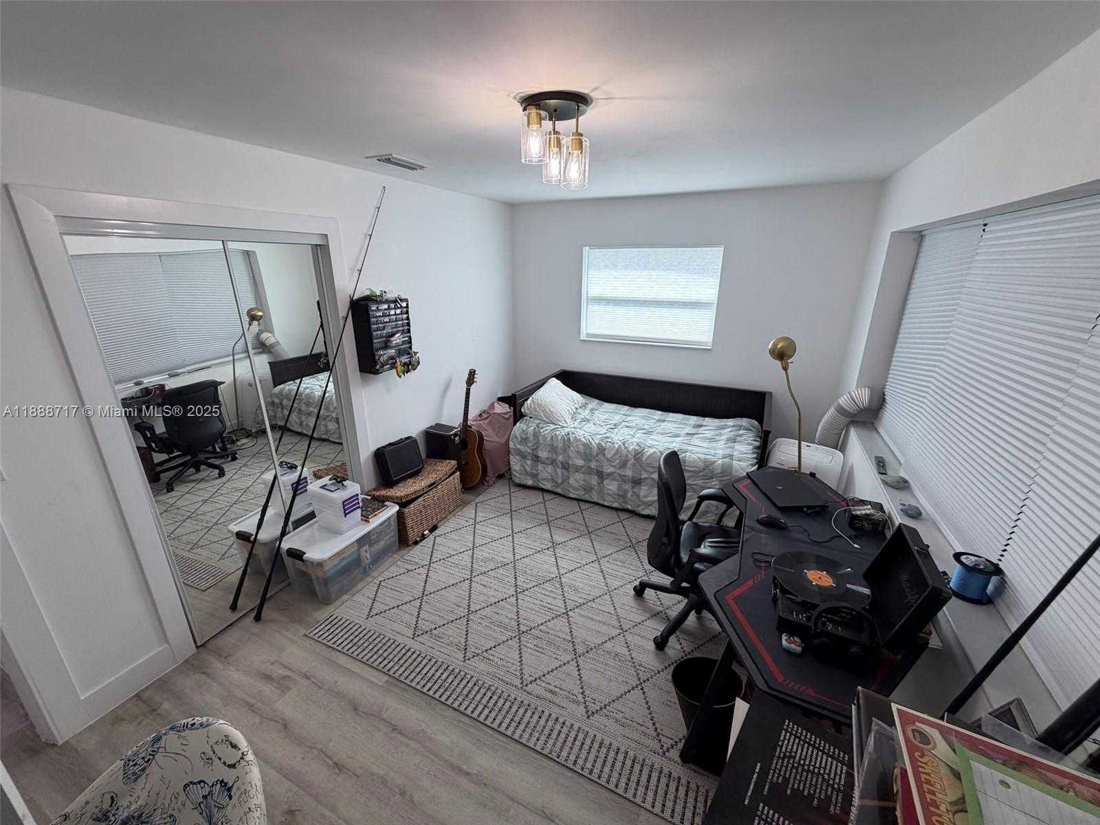 Small Image of 310 NORTH EAST 12TH AVE, Pompano Beach Number 49