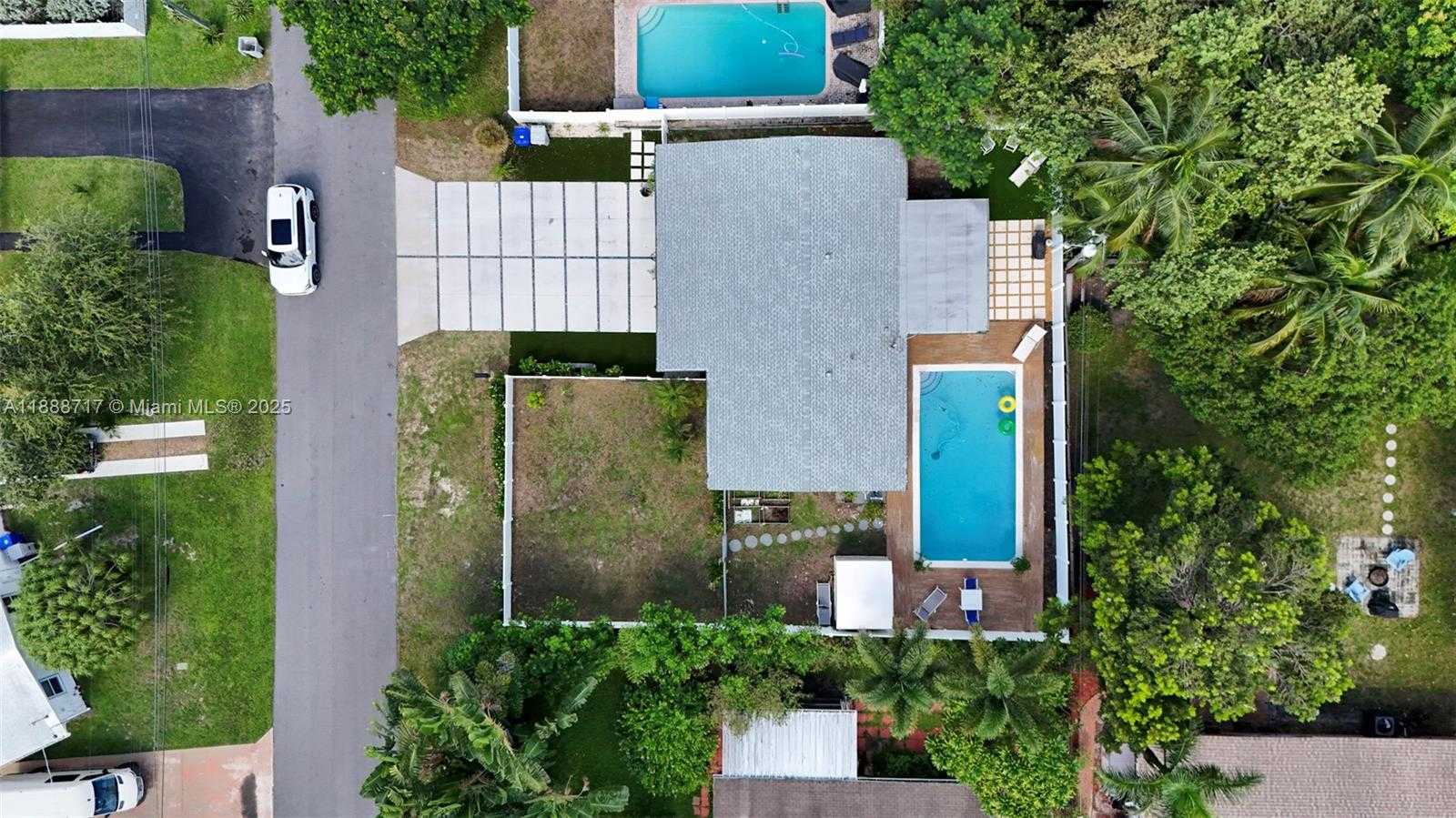Small Image of 310 NORTH EAST 12TH AVE, Pompano Beach Number 55