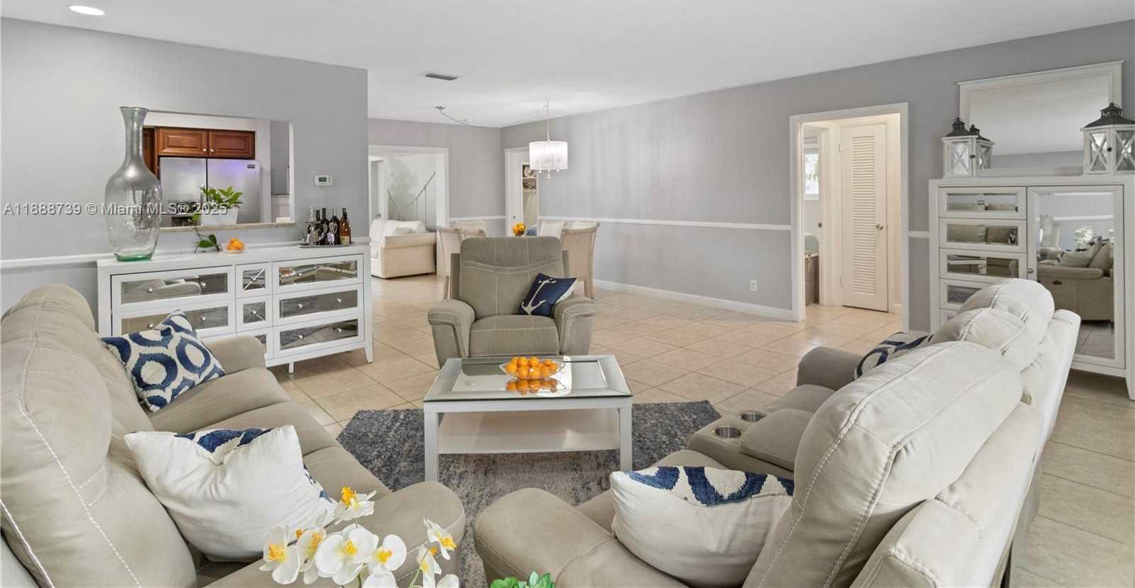 Small Image of 4515 JACKSON ST, Hollywood Number 16