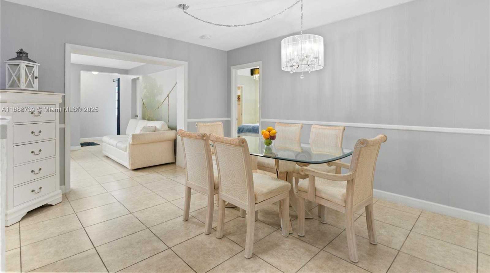 Small Image of 4515 JACKSON ST, Hollywood Number 18