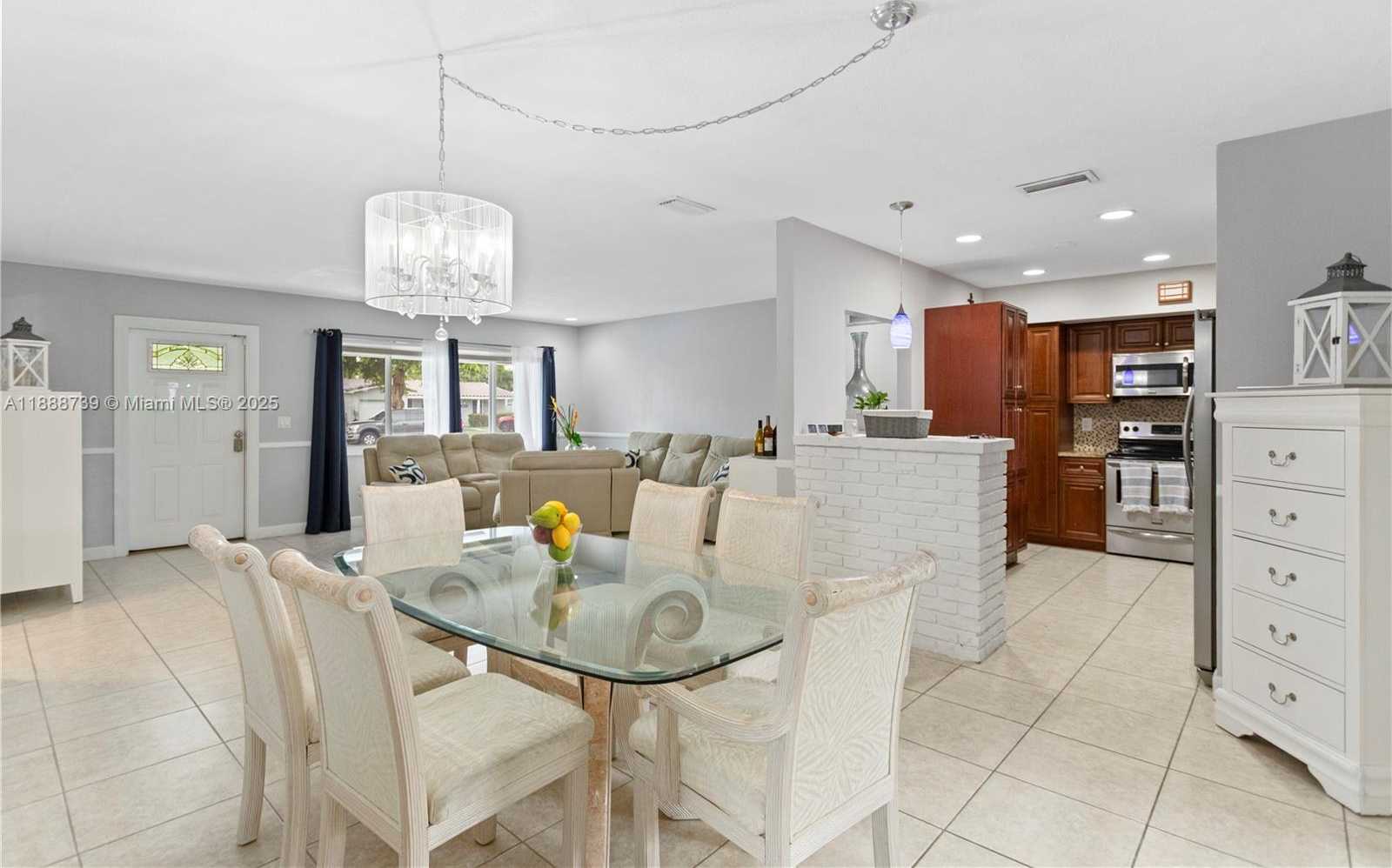 Small Image of 4515 JACKSON ST, Hollywood Number 22