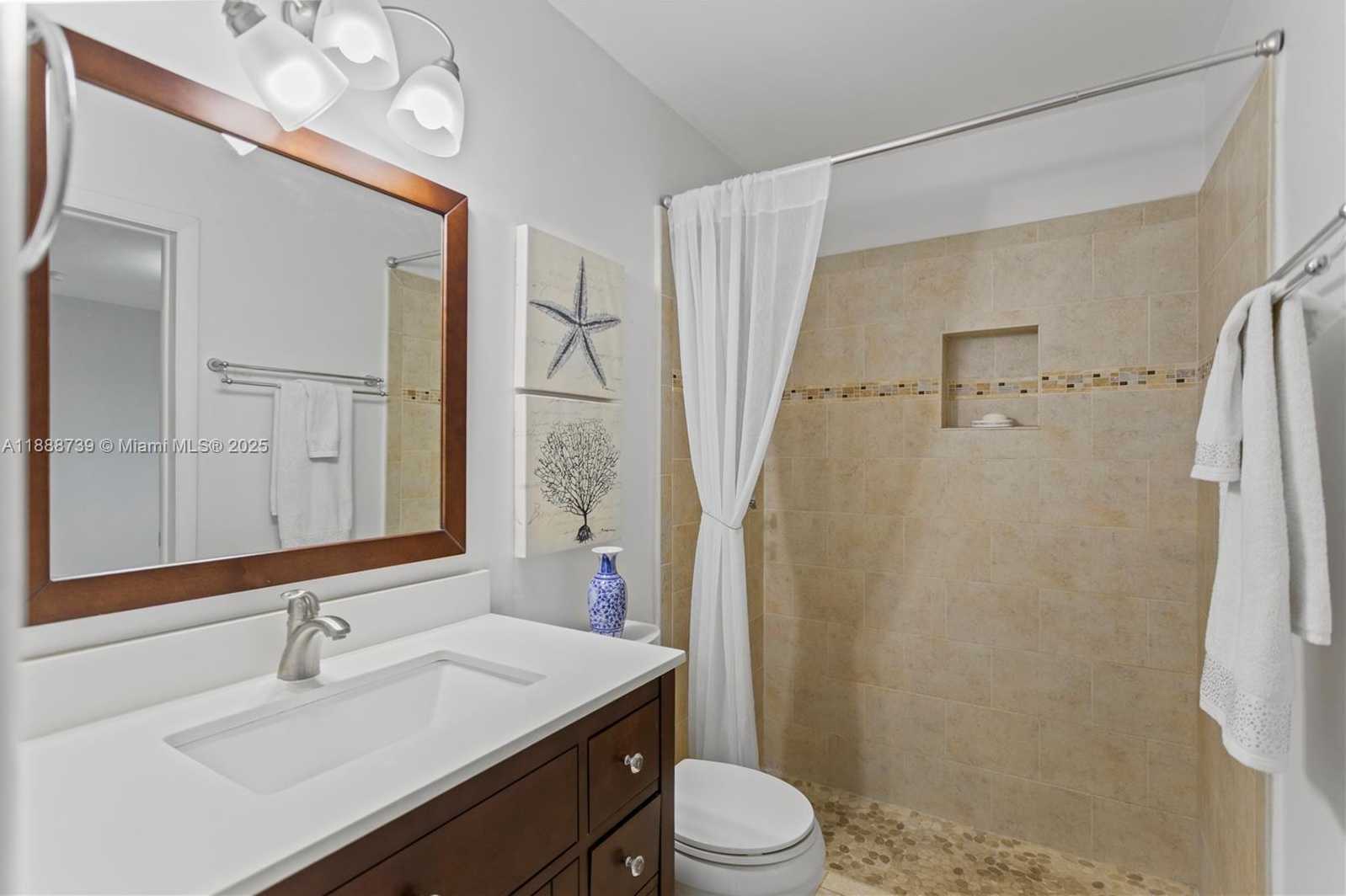 Small Image of 4515 JACKSON ST, Hollywood Number 35